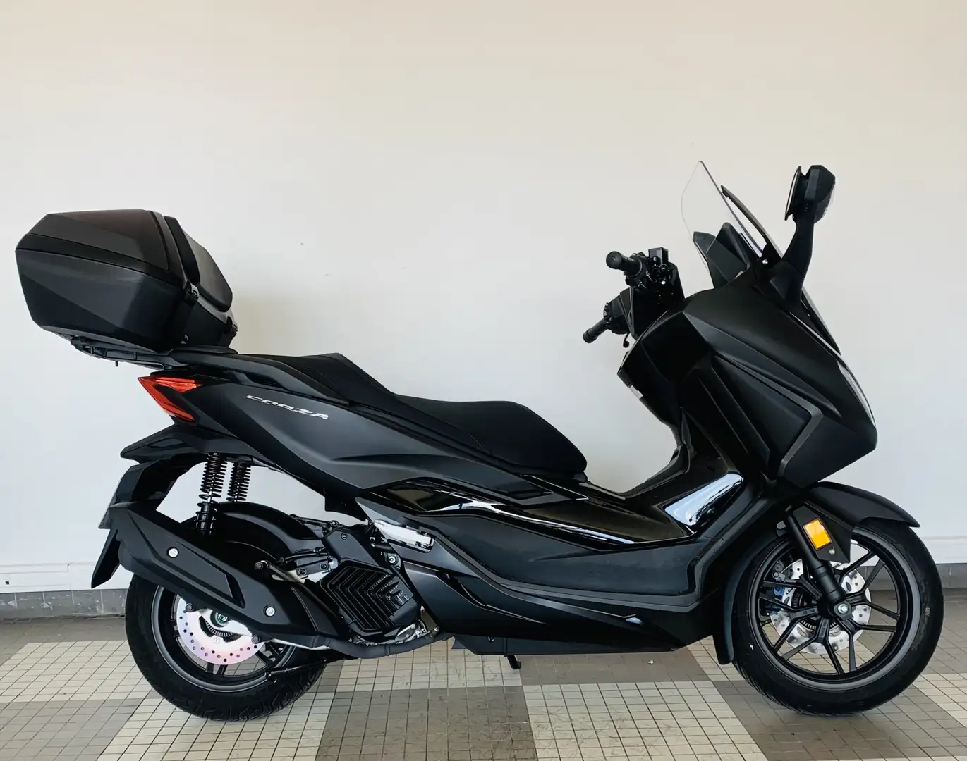 Honda Forza 125 Noir - 1