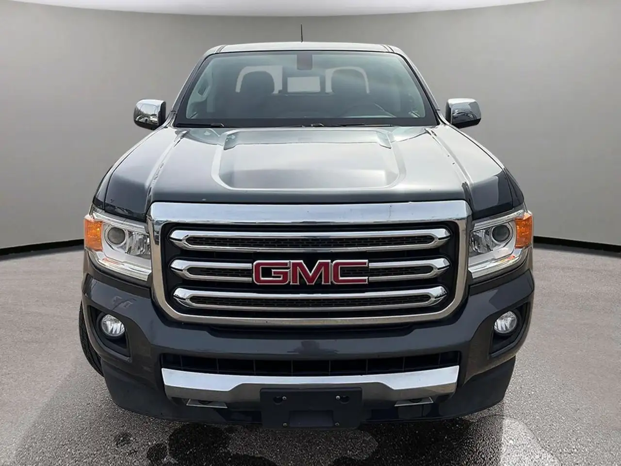GMC Canyon снимка GMC Canyon