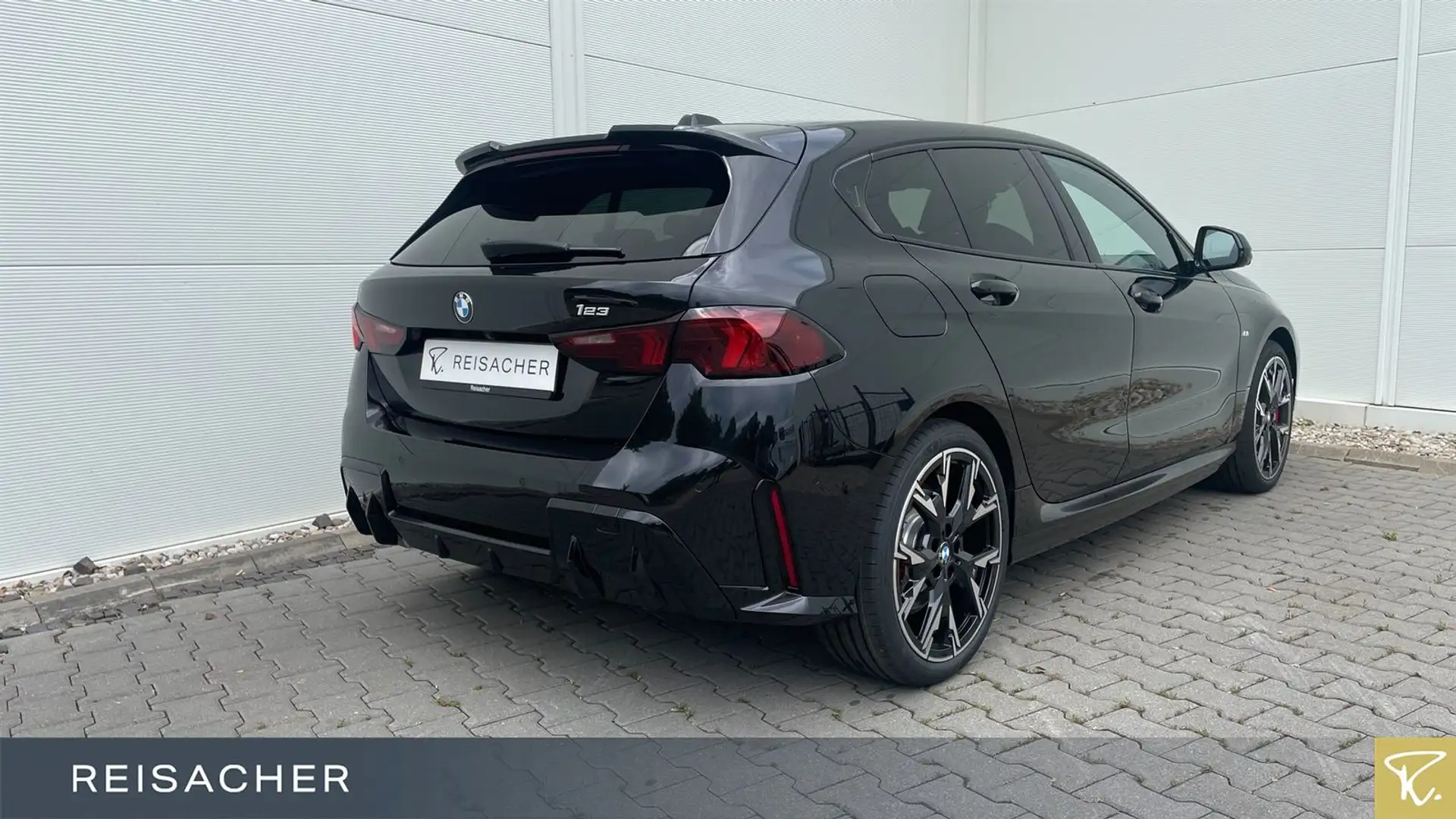 BMW 123 xDrive Sportpaket Autom. Parksystem DAB Noir - 2