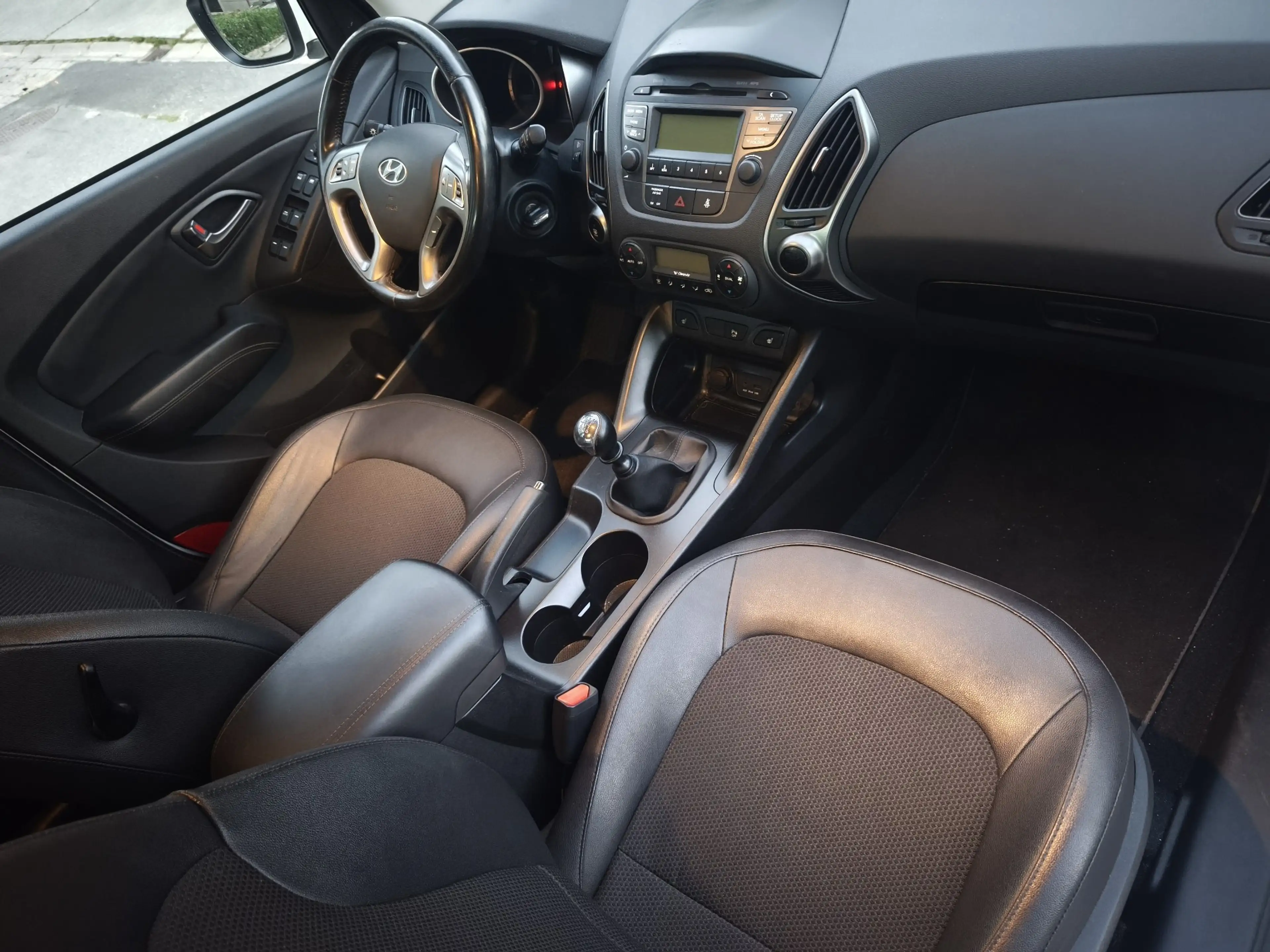 Hyundai iX35 iX35 1.7 CRDi 2WD Perfect Condition - First owner - Carpass ! — photo 11