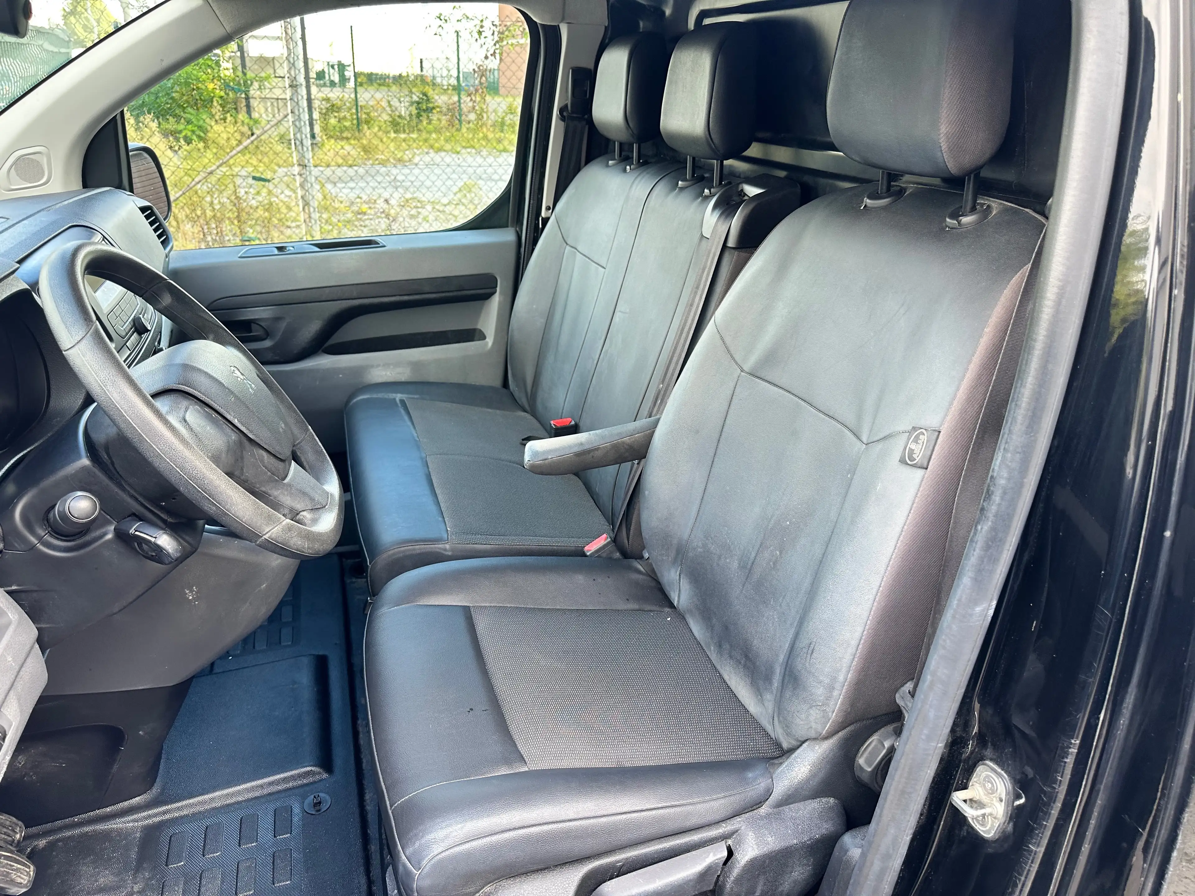Peugeot Expert 1.5 BlueHDi L1 C. Premium CU S — photo 12