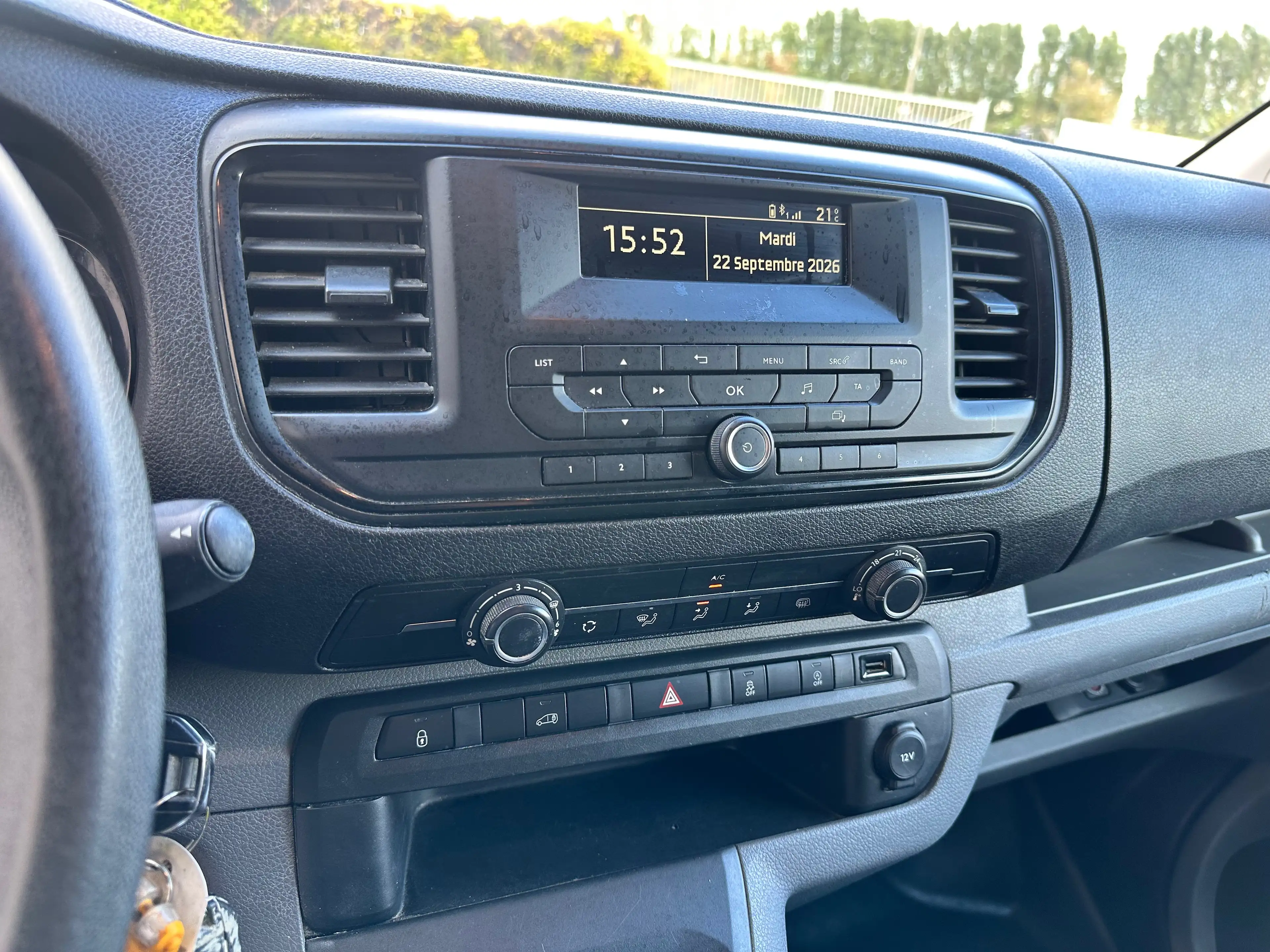 Peugeot Expert 1.5 BlueHDi L1 C. Premium CU S — photo 9