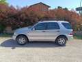 Mercedes-Benz ML 230 IMPIANTO GPL BRC, MANUALE, ASI-CRS, 4x4, TAGLIANDI, SISTEMA E.S.T. Silber - thumbnail 1