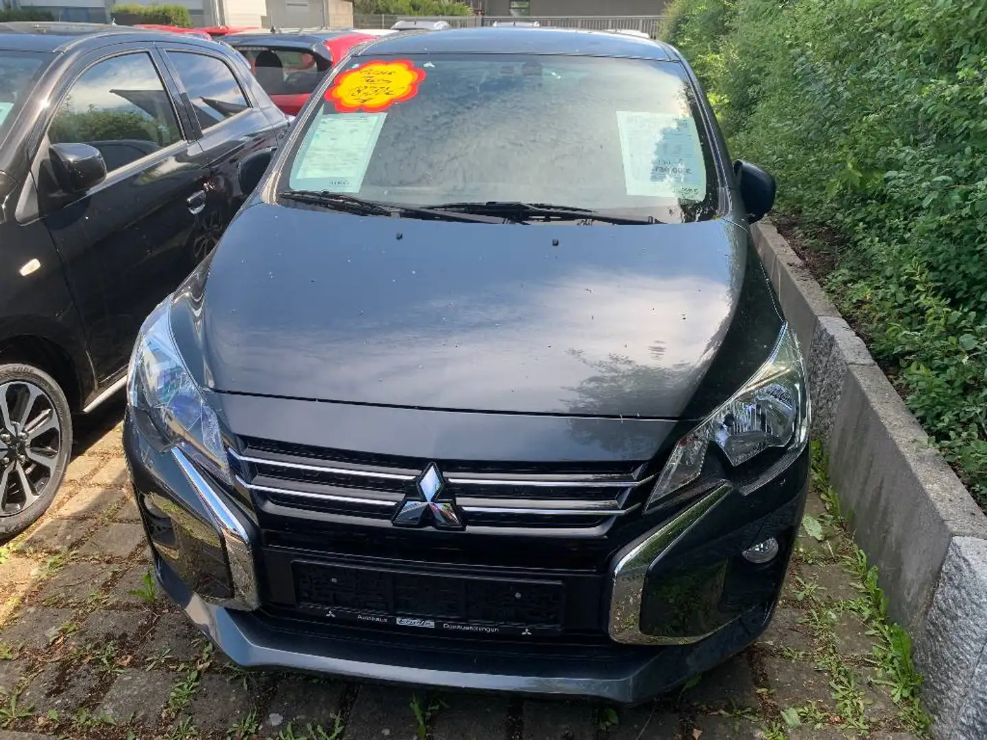 Mitsubishi Space Star Select+ 1.2 MIVEC ClearTec CVT Grau - 2