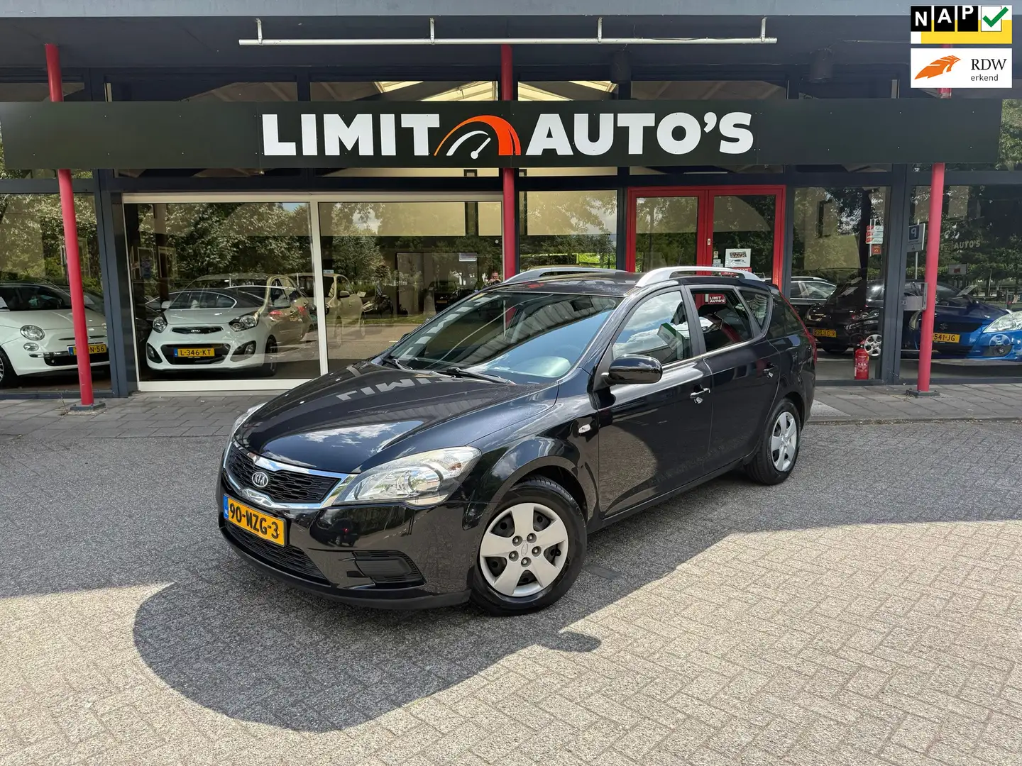 Kia Ceed / cee'd 1.4 CVVT X-tra Airco/El.ramen/Aux/Nap/Apk Black - 1