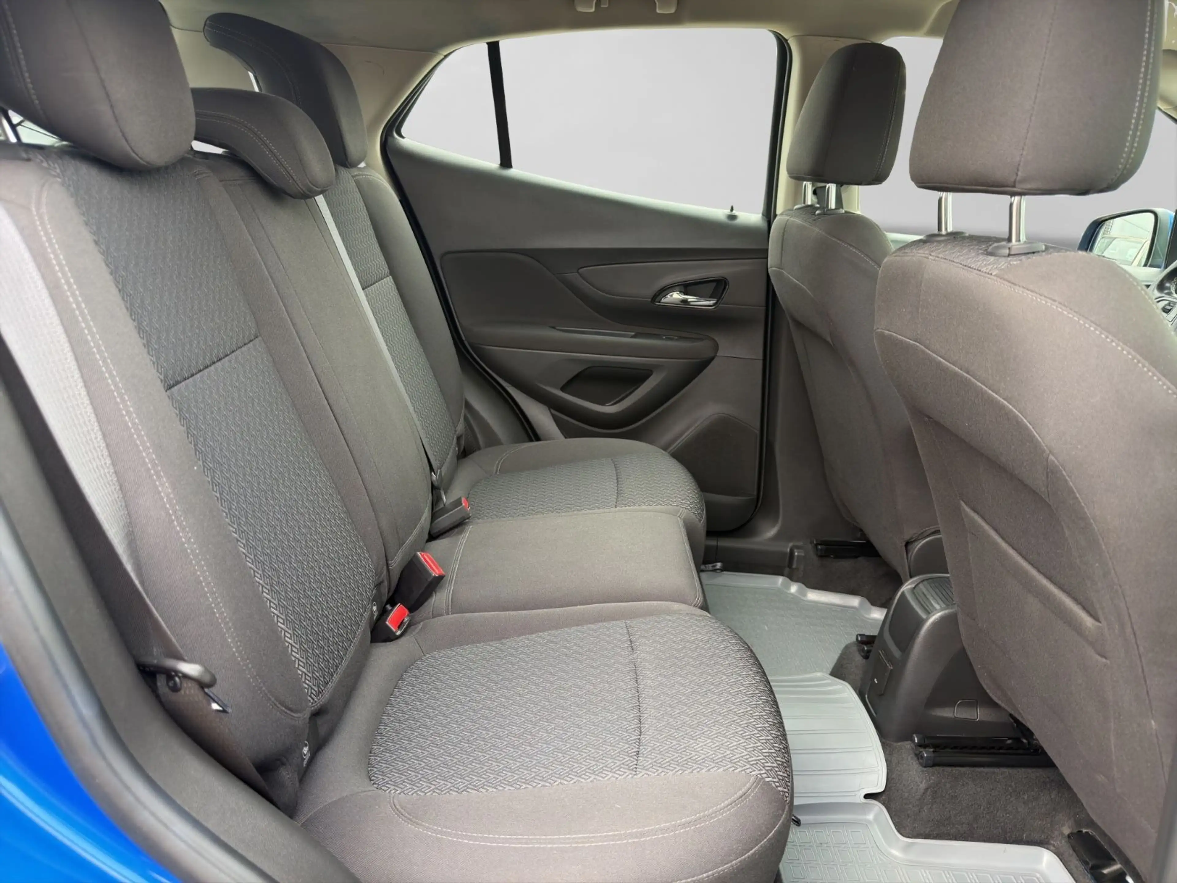 Opel Mokka X ON Anhängerkupplung LED TÜV Klima PDC — photo 12