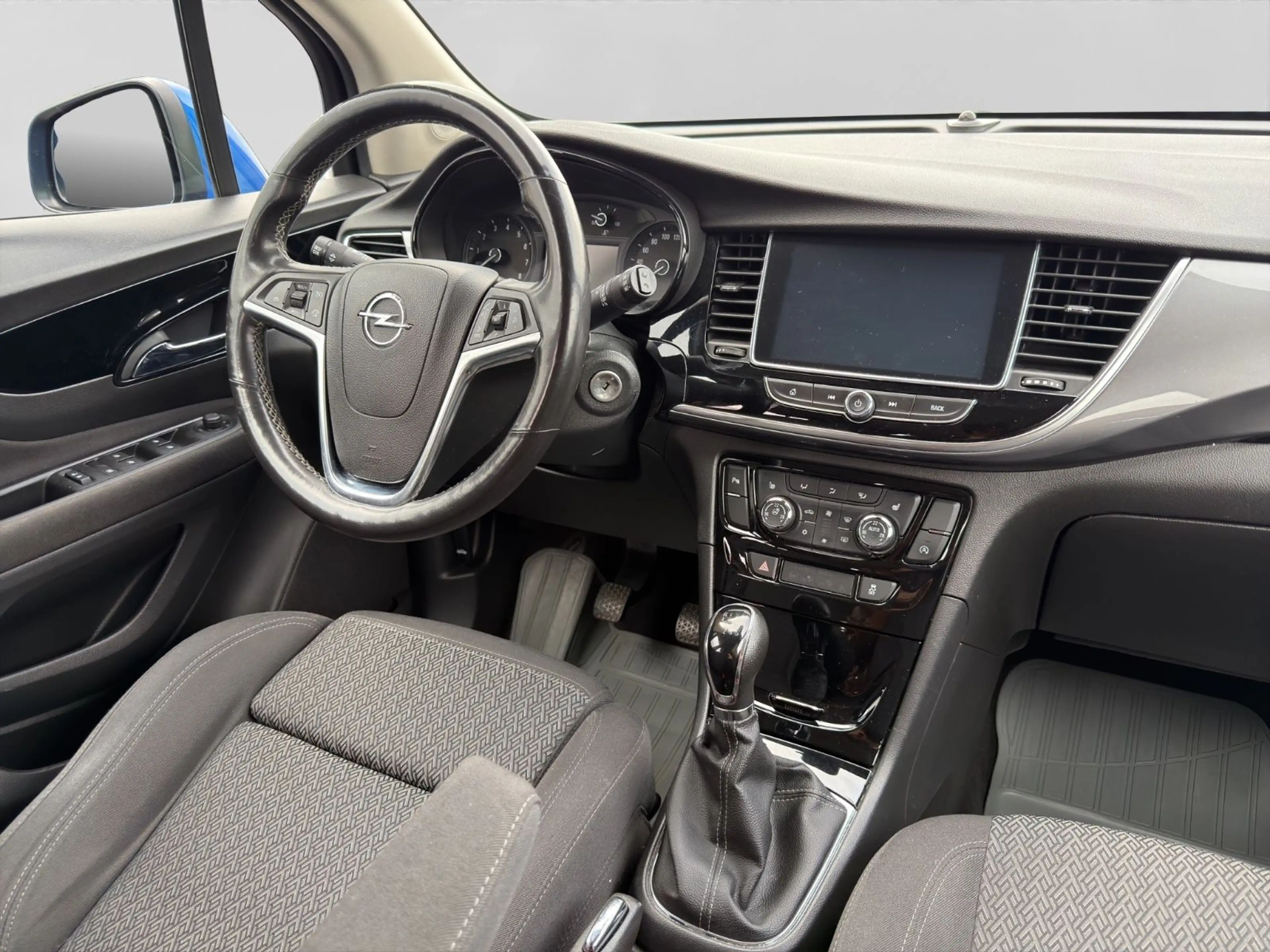 Opel Mokka X ON Anhängerkupplung LED TÜV Klima PDC — photo 13