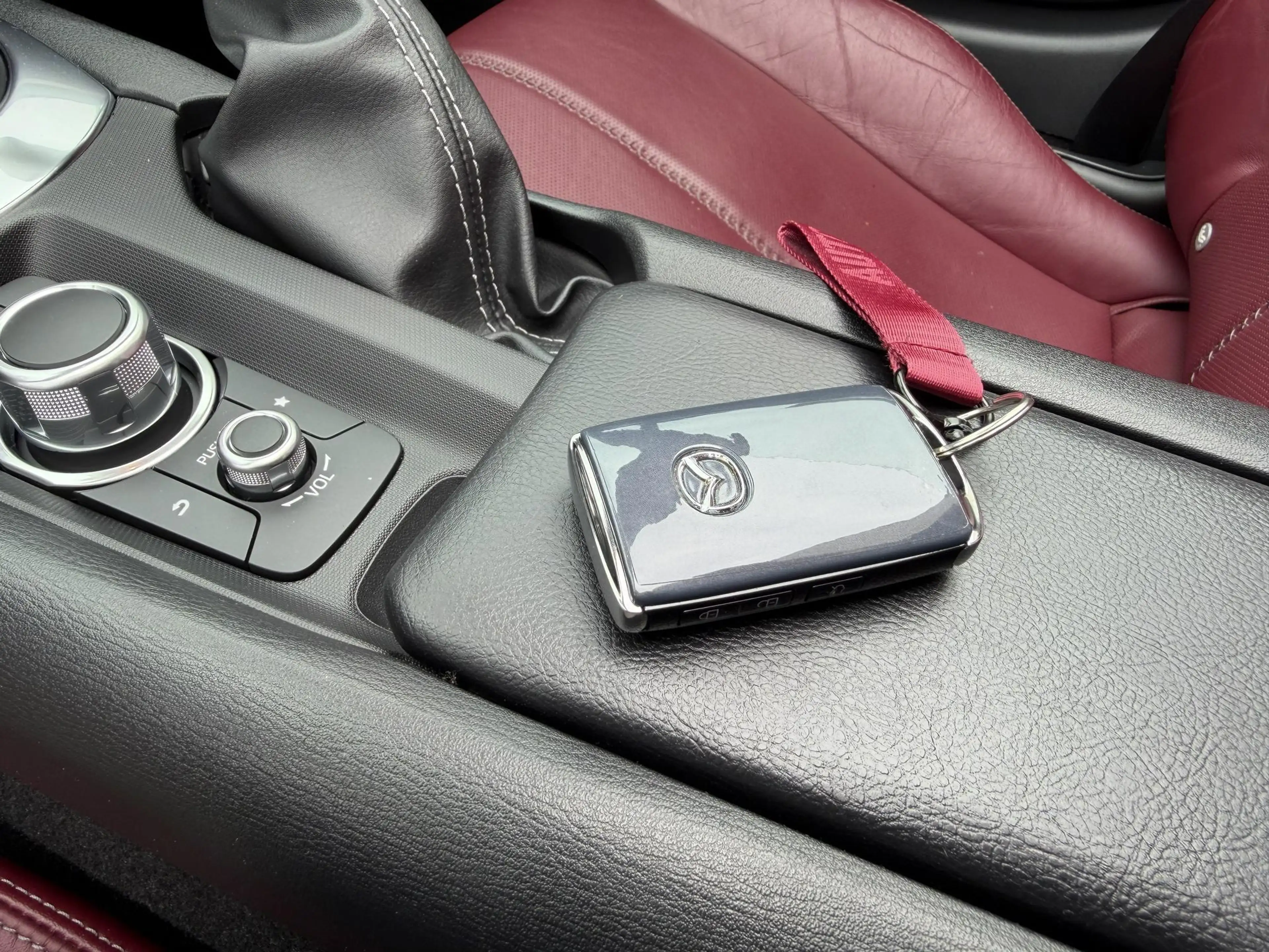 Mazda MX-5 RF 2.0 SkyActiv-G Apple carplay/Clima/Camera/Leder — photo 15