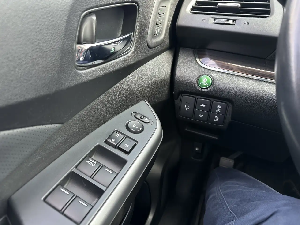 Honda CR-V снимка Honda CR-V