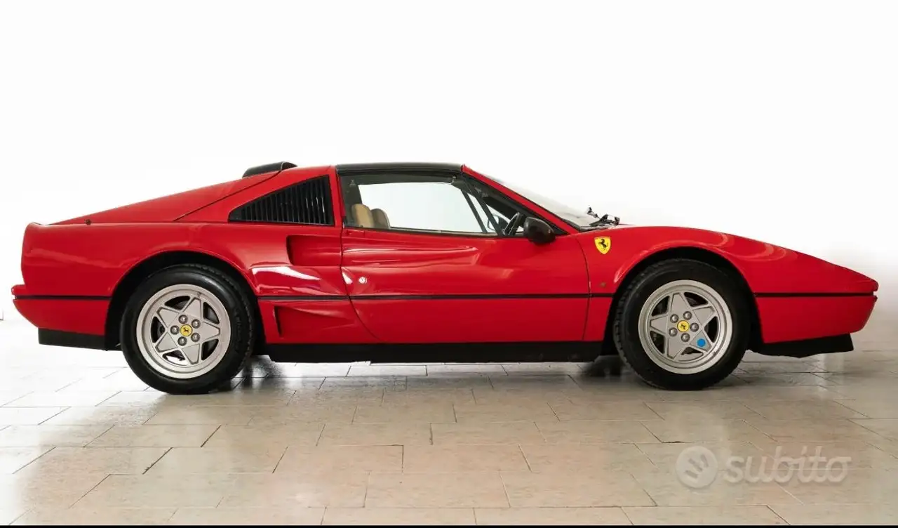 Ferrari 208 2.0 turbo GTS 254cv, foto 3