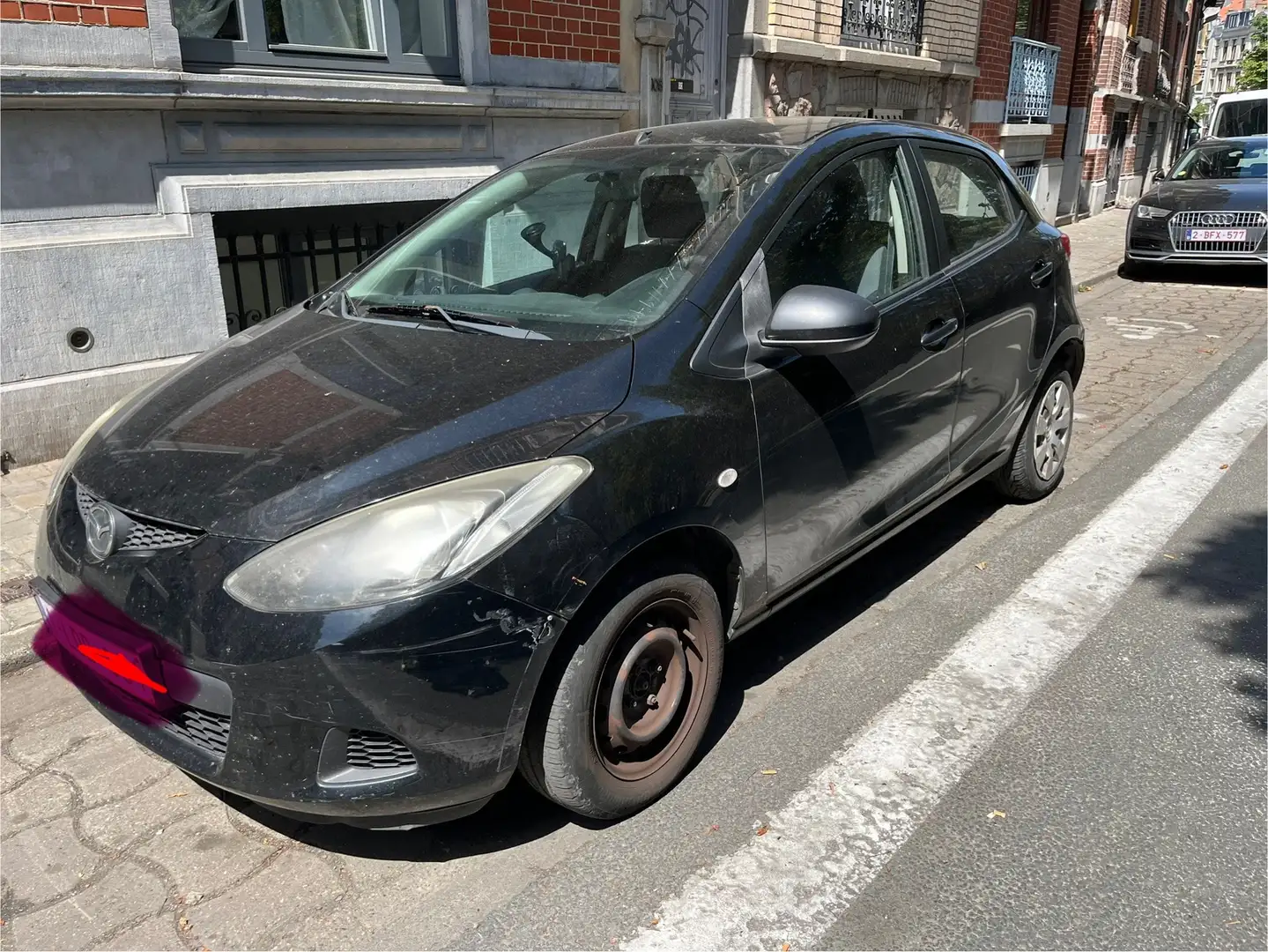 Mazda 2 2 1.3i Active Zwart - 1