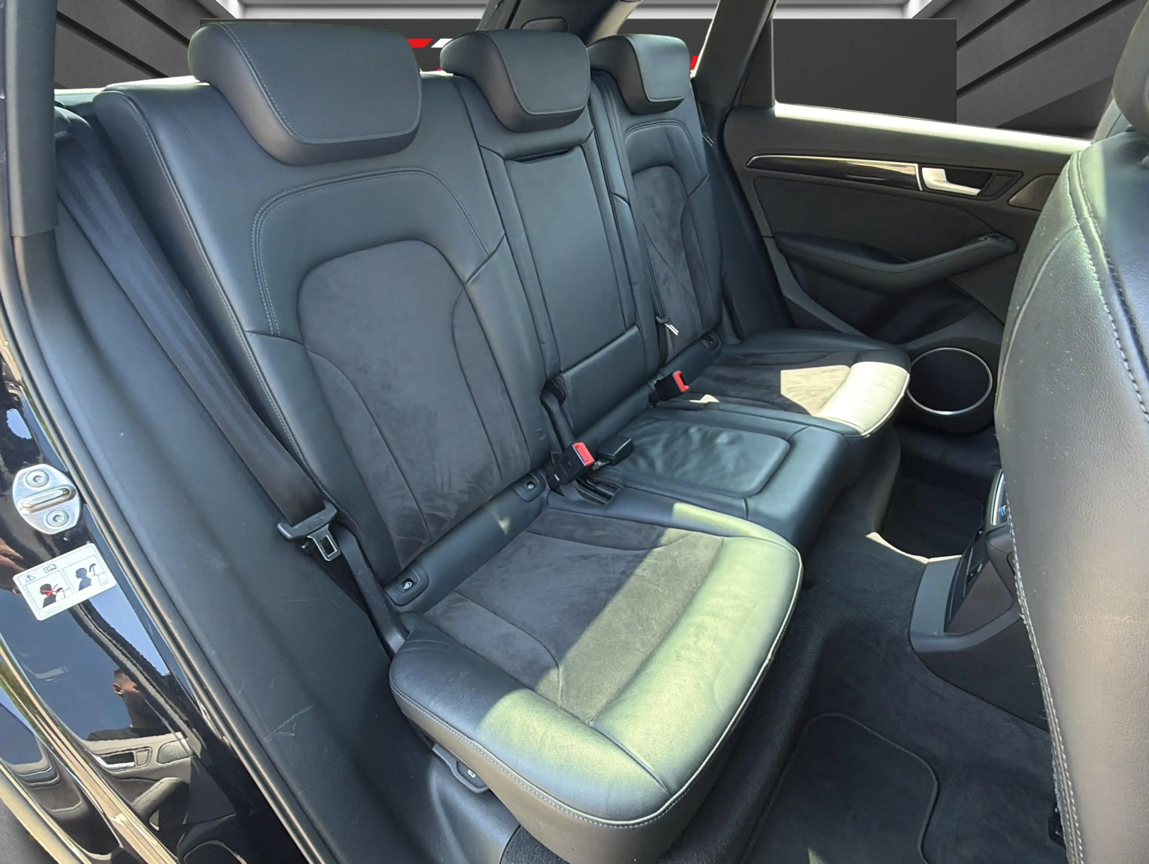 Audi SQ5 3.0 TDI quattro — photo 10