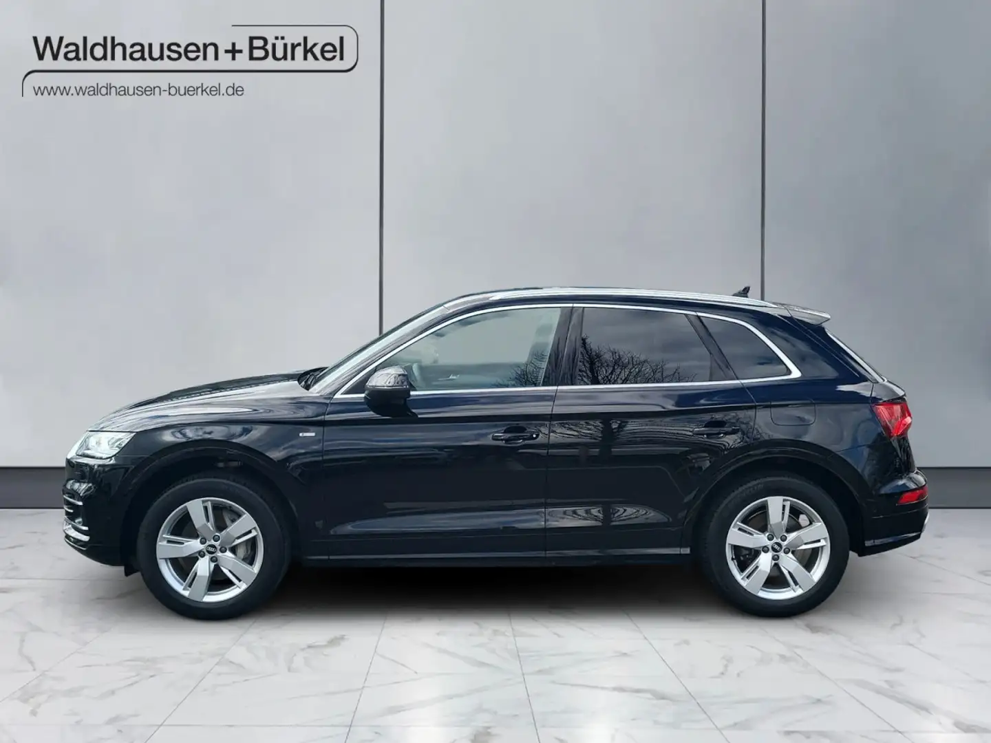 Audi Q5 50 TFSI e quattro sport S-LINE*MATRIX*AHK*ACC Schwarz - 2