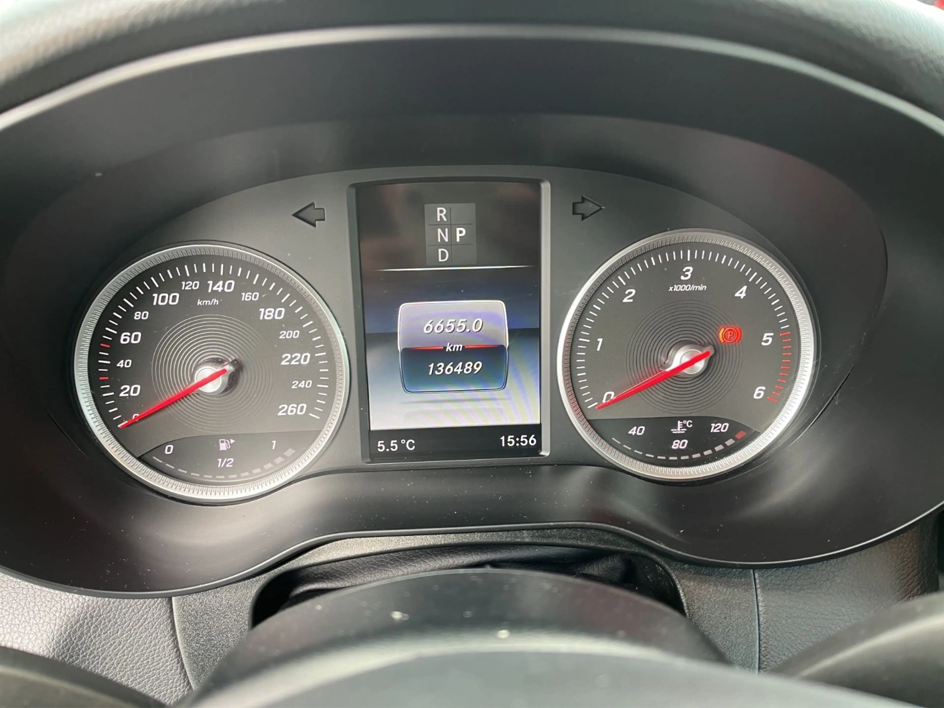 Mercedes-Benz GLC 350 d 4Matic AHK/LED/BURMESTER/NAVI/DAB+ — photo 15