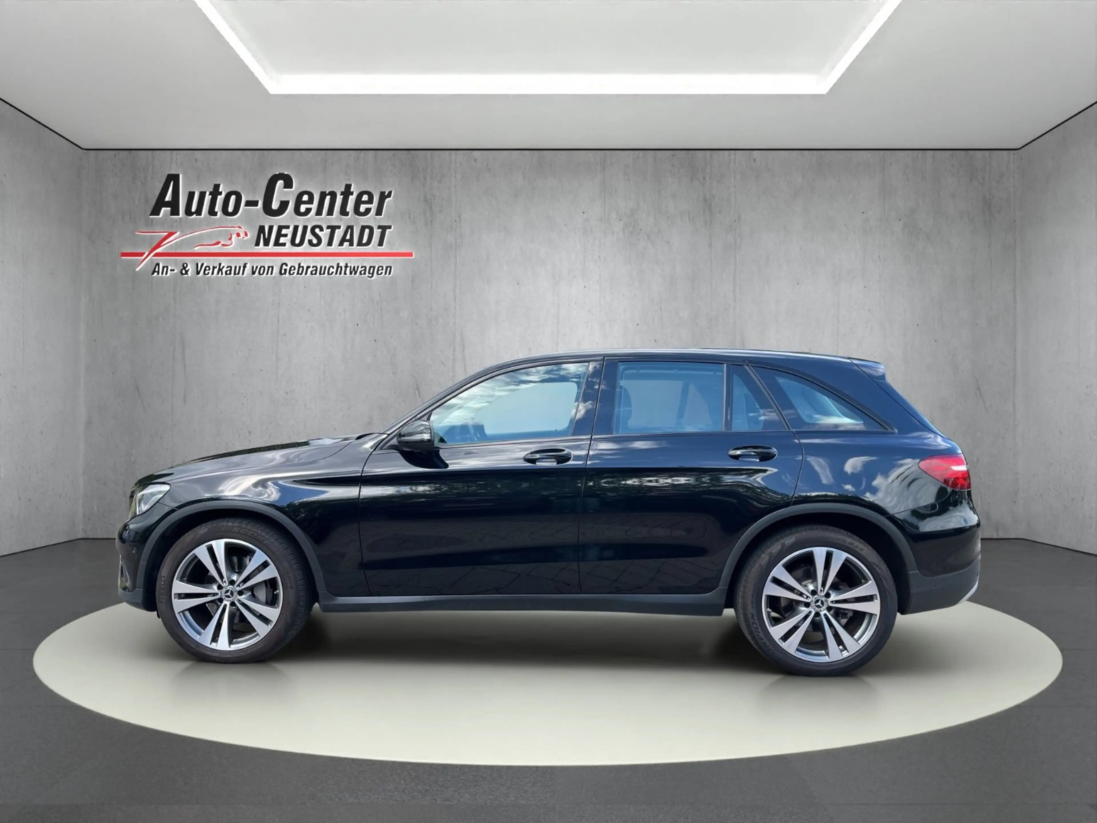 Mercedes-Benz GLC 350 d 4Matic AHK/LED/BURMESTER/NAVI/DAB+ — photo 8