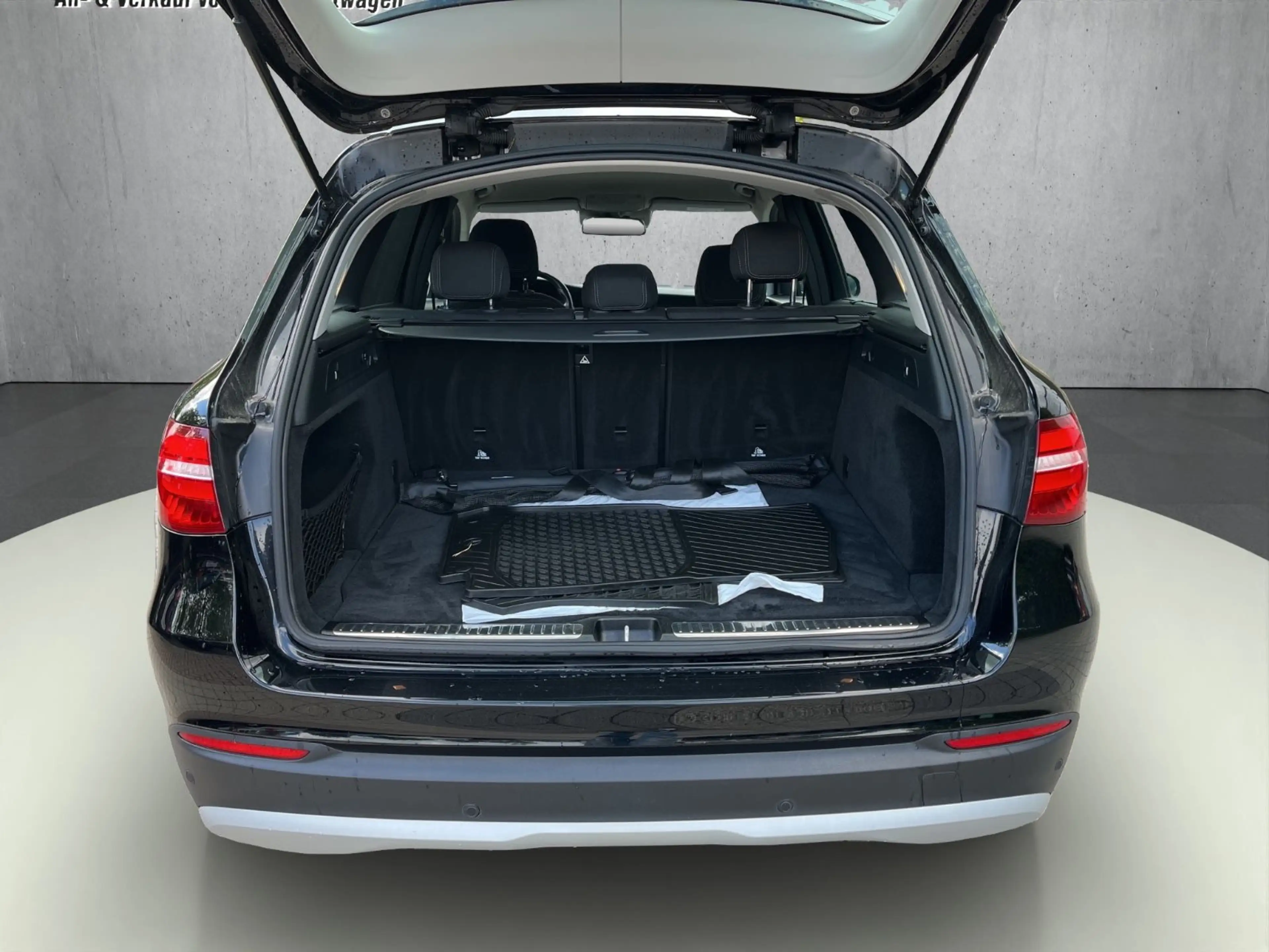 Mercedes-Benz GLC 350 d 4Matic AHK/LED/BURMESTER/NAVI/DAB+ — photo 5