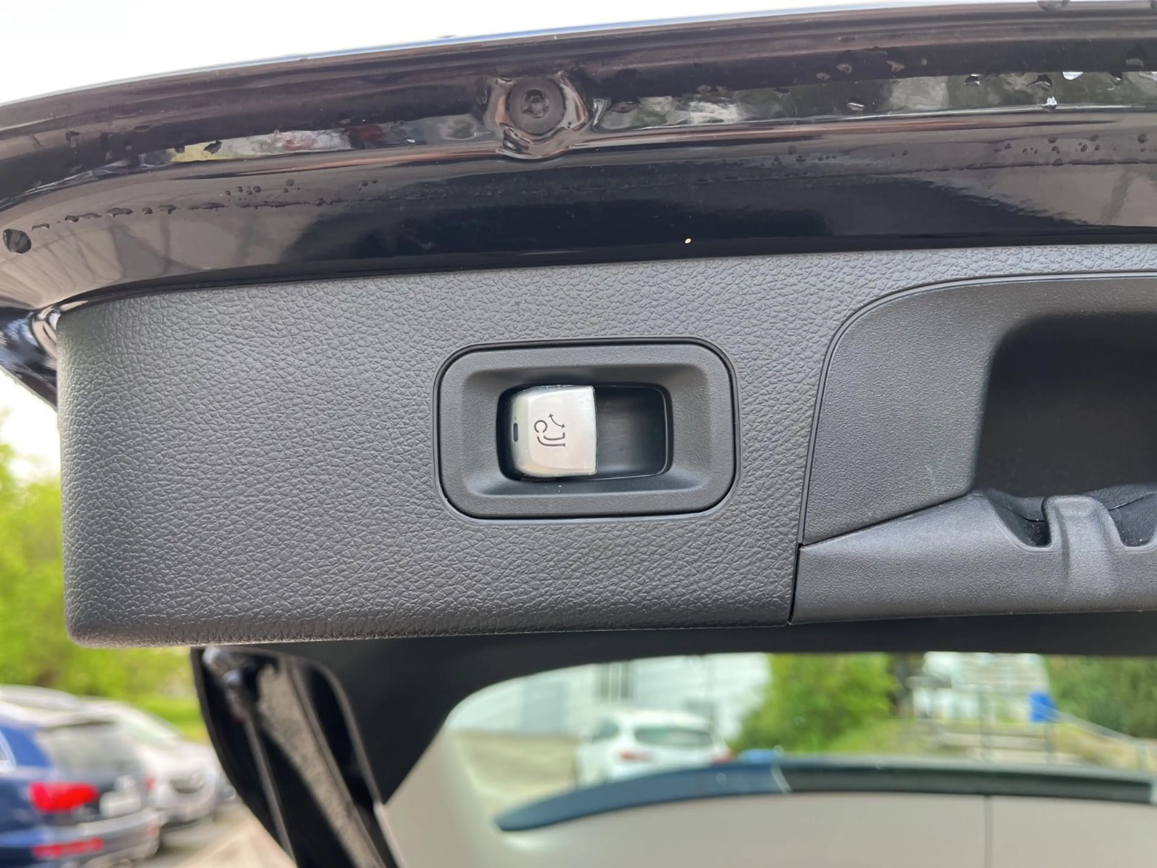 Mercedes-Benz GLC 350 d 4Matic AHK/LED/BURMESTER/NAVI/DAB+ — photo 6