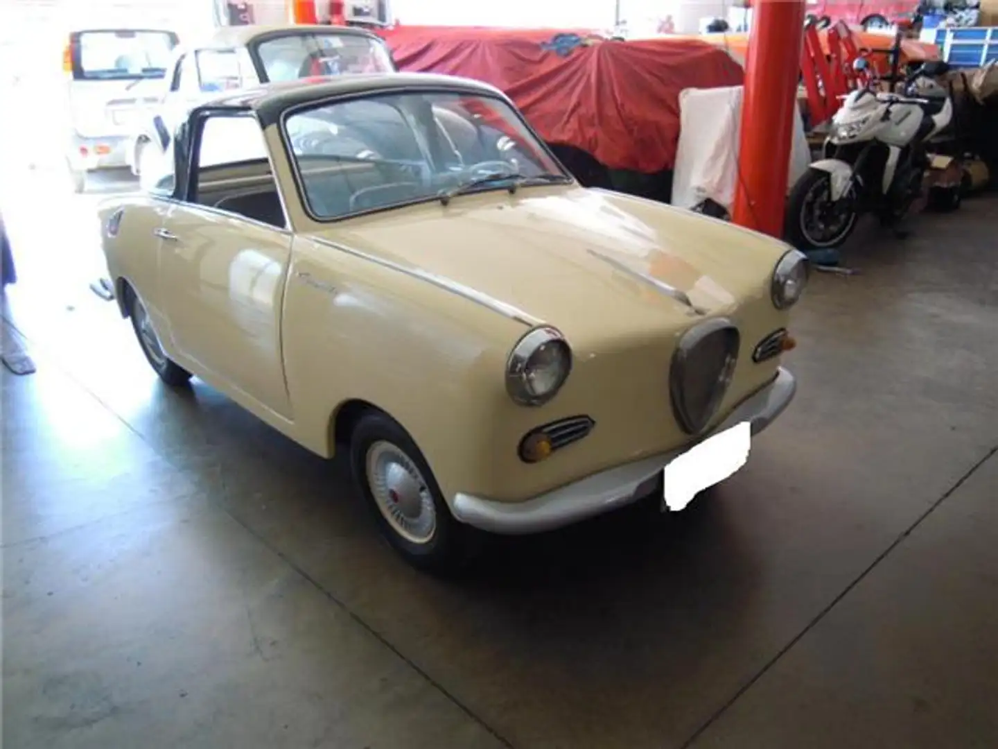 Oldtimer Glas goggomobil bež - 1