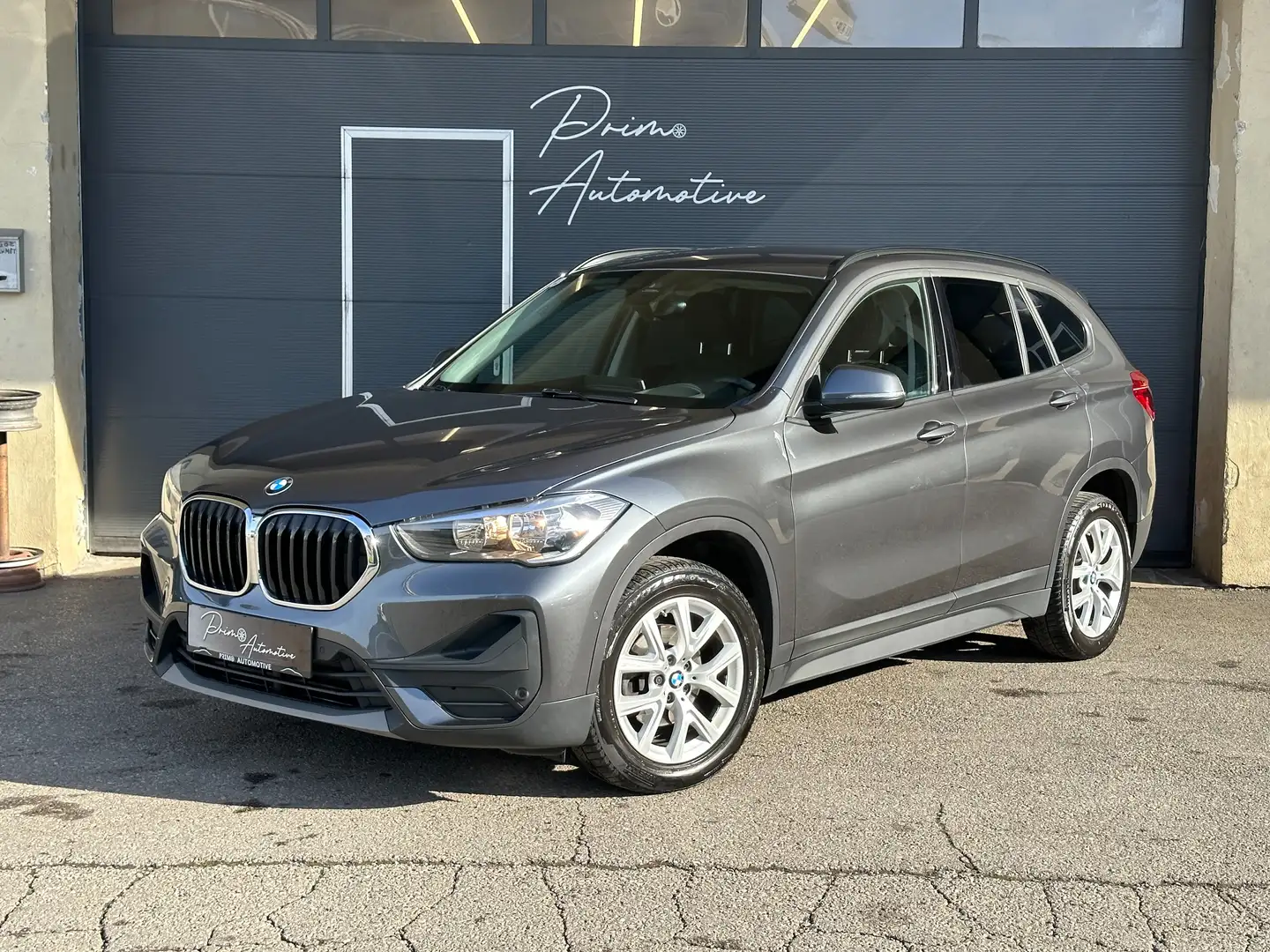 BMW X1 sDrive16d Advantage Aut. HeadUp* Virtual* ab 189,- Grau - 2