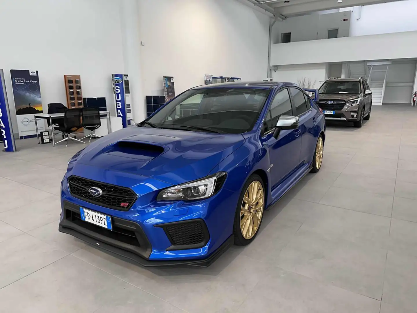 Subaru WRX 2.5 Legendary Edition Bleu - 1