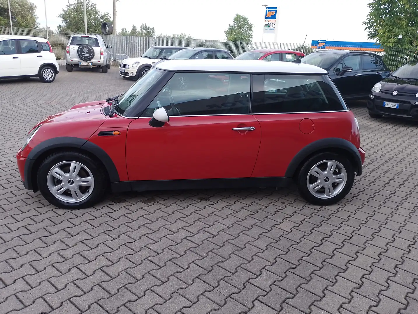 MINI One Mini 1.6 One De Luxe CL Rouge - 2
