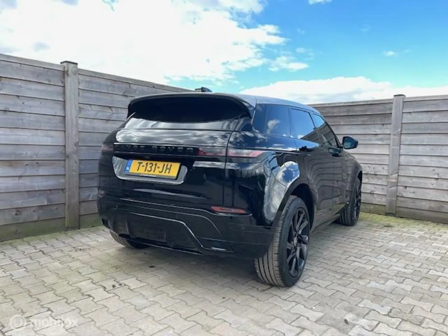 Land Rover Range Rover Evoque 2.0 P200 AWD R-Dynamic HSE Schwarz - 2