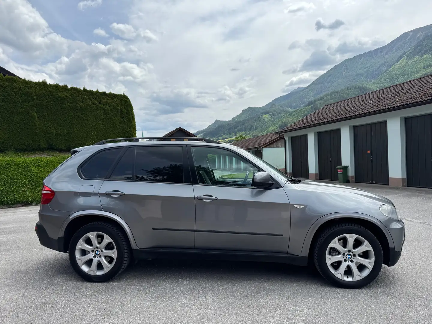 BMW X5 M 2008 Grau - 2