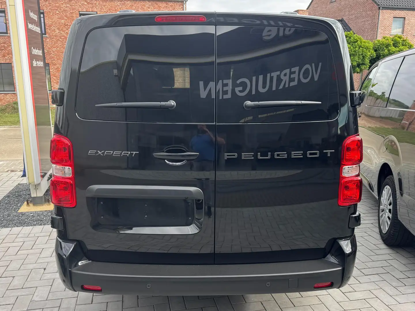 Peugeot Expert Nieuwe wagen!! DC 6pl L3/180PK/AUTO/Hout/32900E ex Zwart - 2