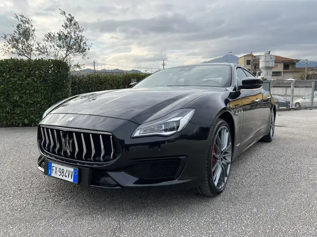 Maserati Quattroporte