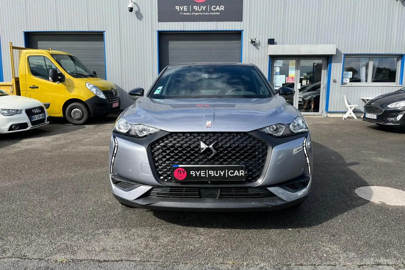 DS Automobiles DS 3 Crossback DS3 Crossback E-Tense - 136 CH Performance Line ga Gris - 2