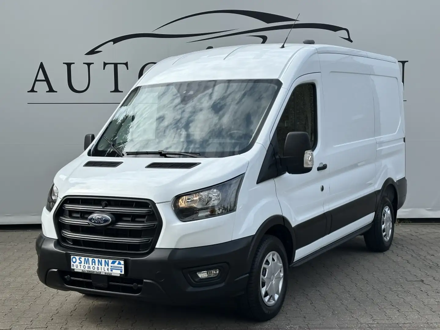 Ford Transit 350 L2H2 Lkw VA Autm. Trend 3-Sitzer Weiß - 1