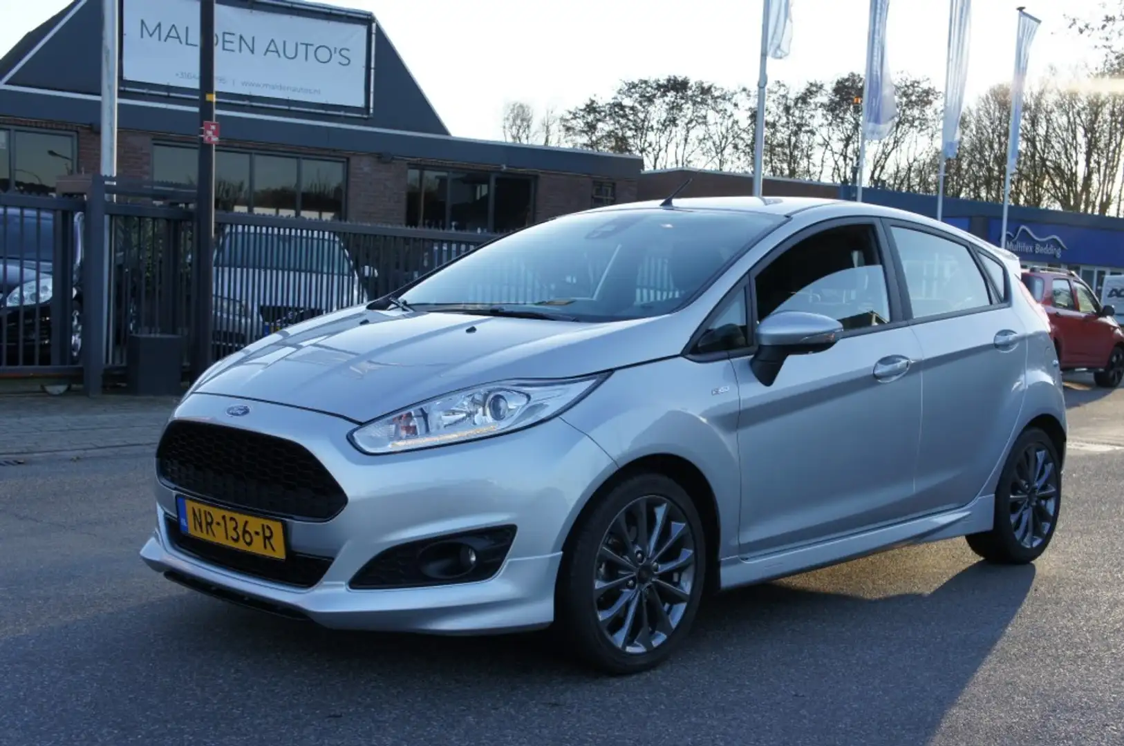 Ford Fiesta 1.0 ECOB. ST LINE 1eEIG NIEUWSTAAT DEALER ONDERHOU Grau - 1