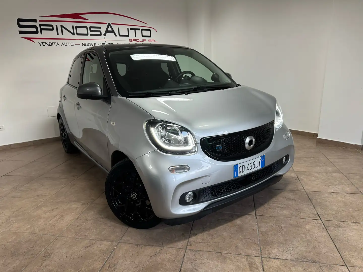 smart forFour eq Passion my19 Silber - 1