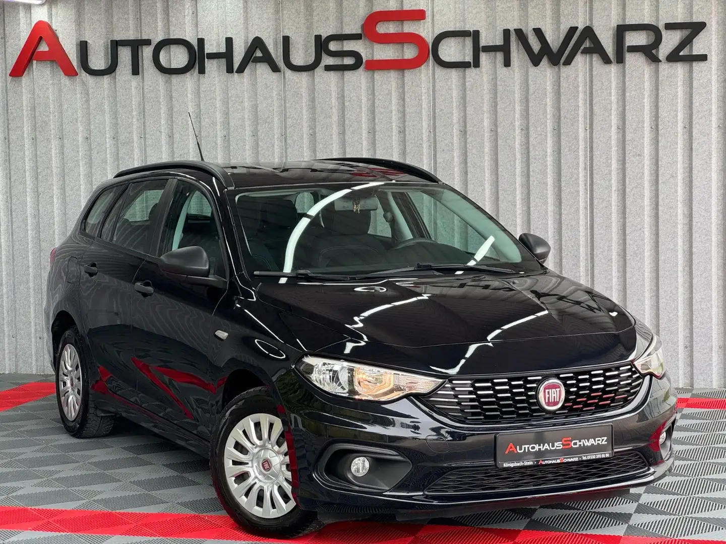 Fiat Tipo Pop 1.3JTD PDC Tempo MFL Klima 8Fach 2.Hand Zwart - 1