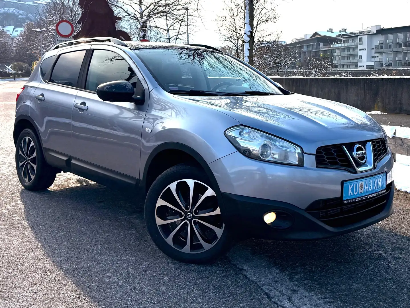 Nissan Qashqai Visia Top Zustand Gris - 2