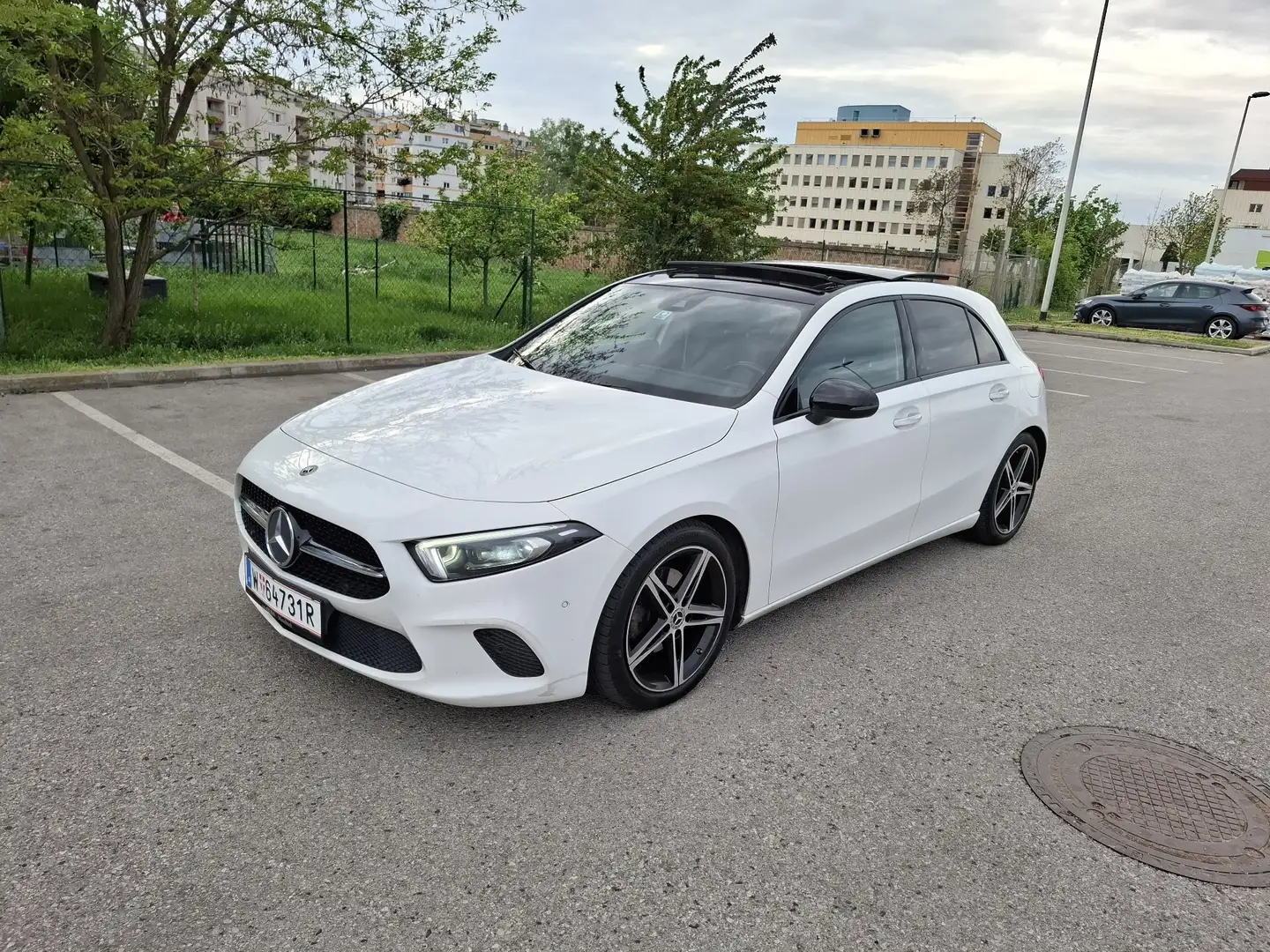 Mercedes-Benz A 180 d Aut. Weiß - 1
