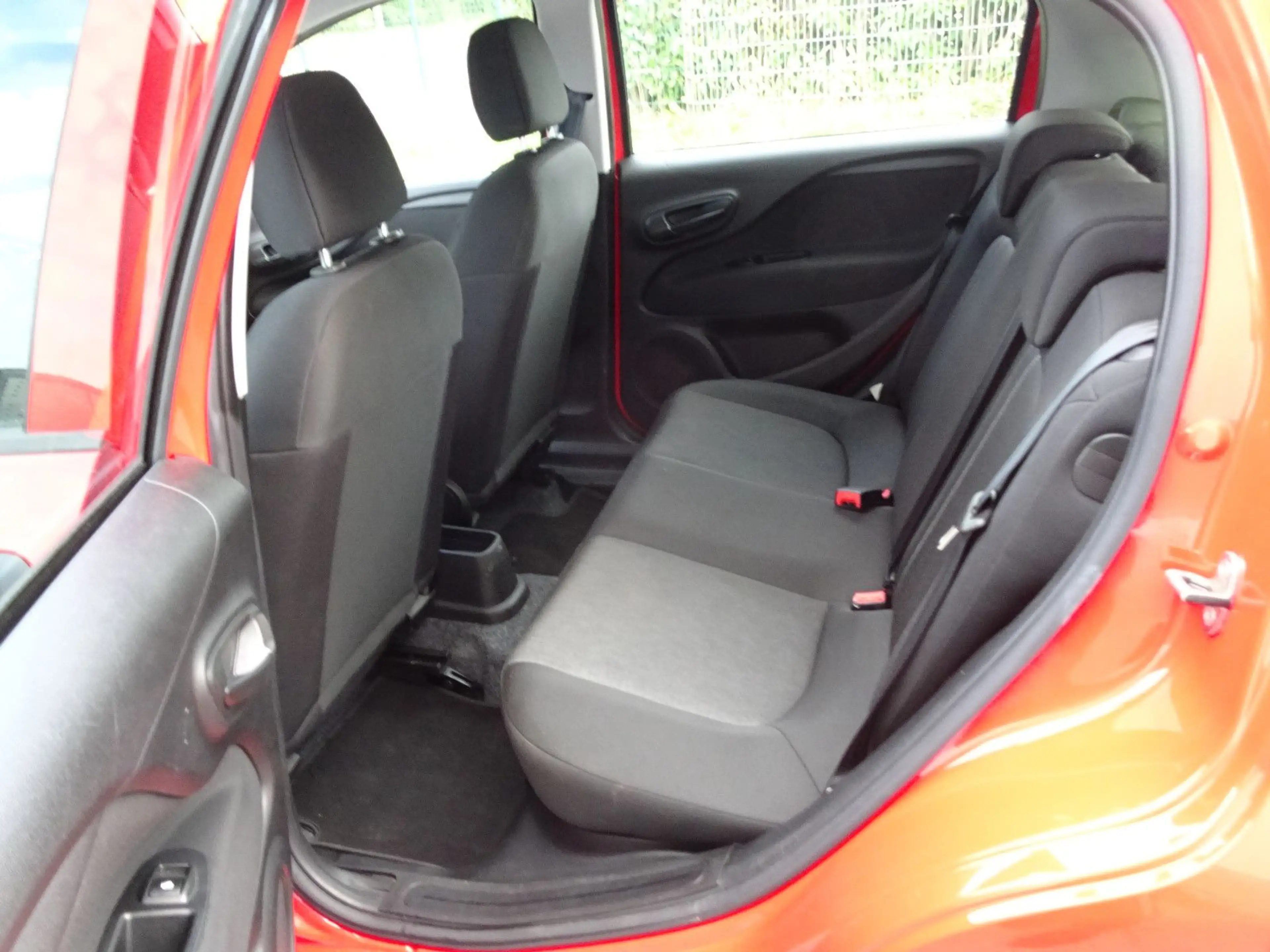 Fiat Punto / 1-Hand / City-Modus / Zahnriemen Neu / — photo 11