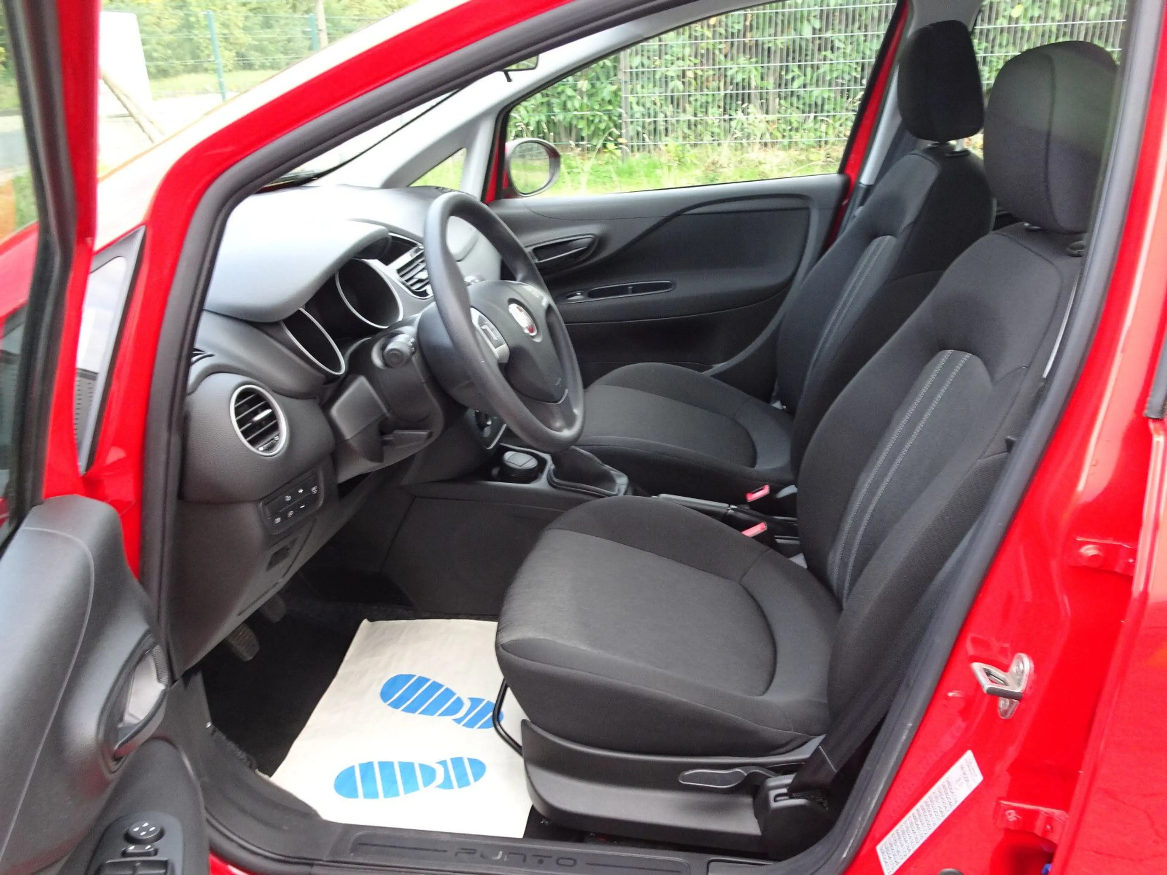 Fiat Punto / 1-Hand / City-Modus / Zahnriemen Neu / — photo 10