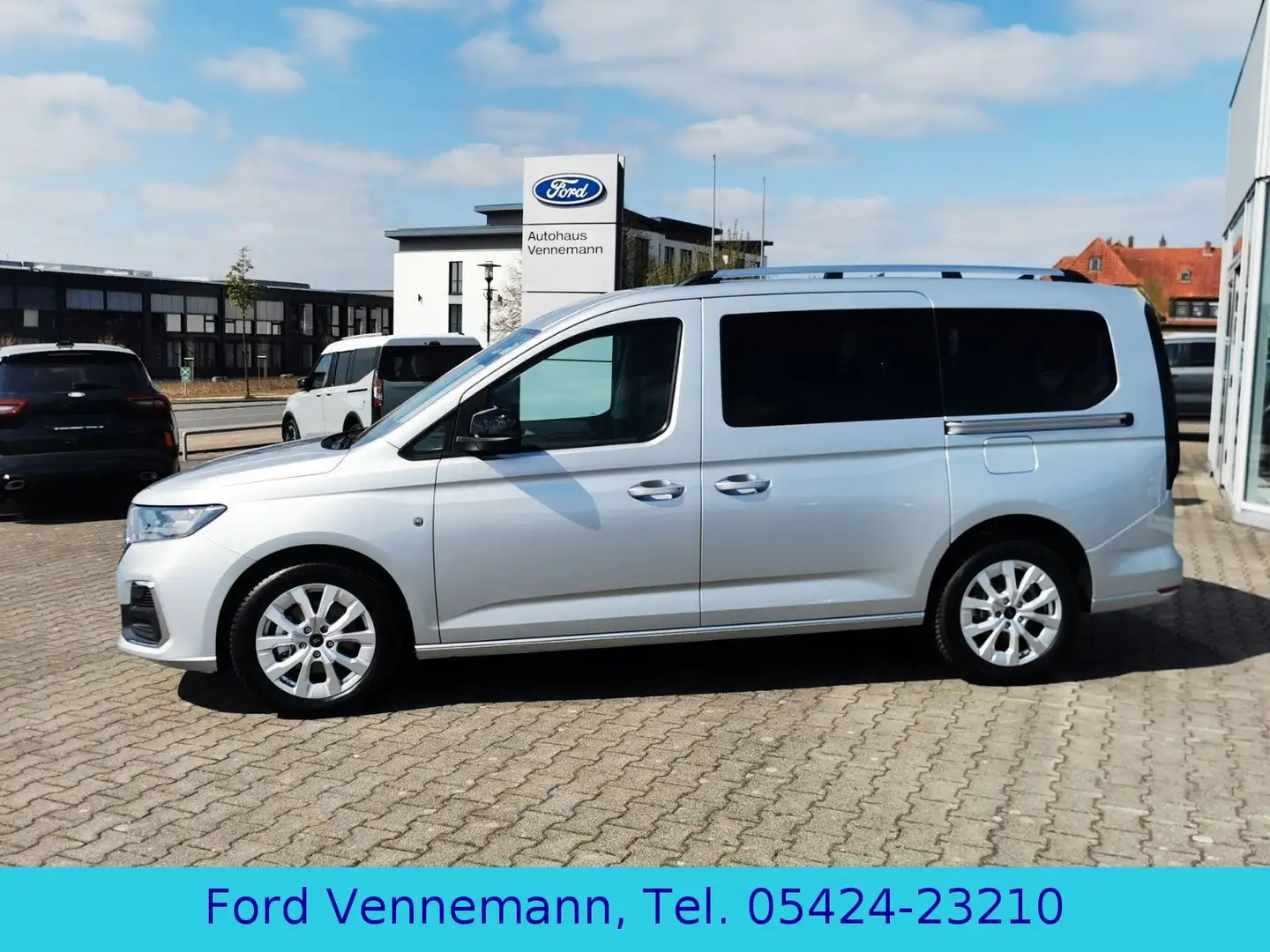 Ford Grand Tourneo Connect Titanium 2.0 EcoBlue Auto Срібний - 2