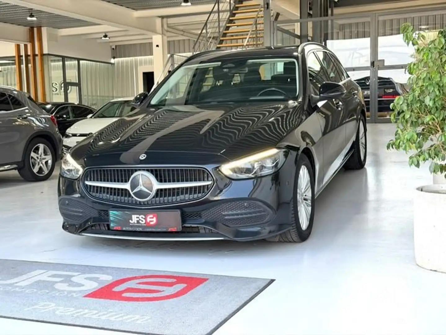 Mercedes-Benz C 200 2.0 CDI 163 CV Automático Negro - 2