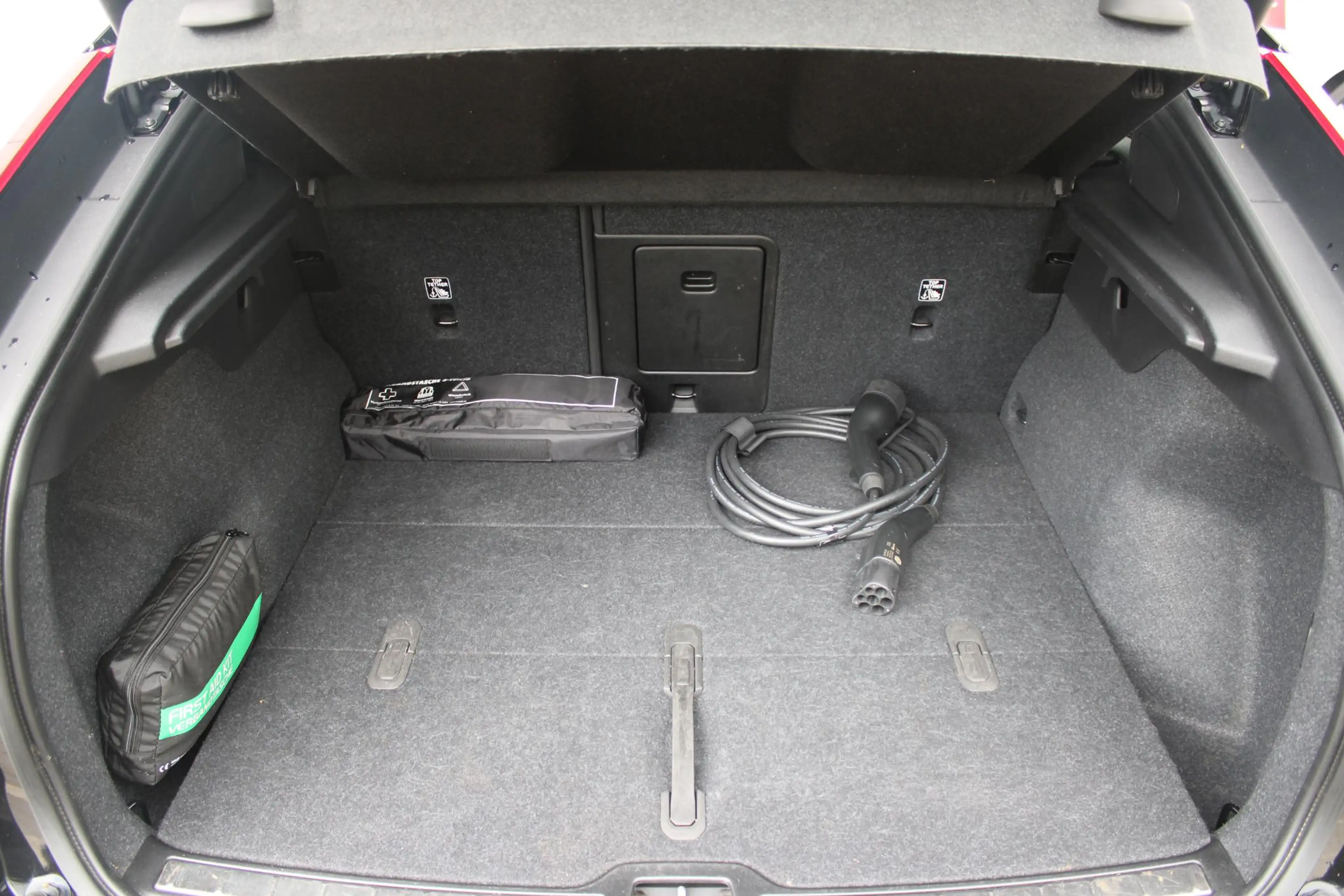 Volvo C40 Recharge Ultimate 69 kWh — photo 9