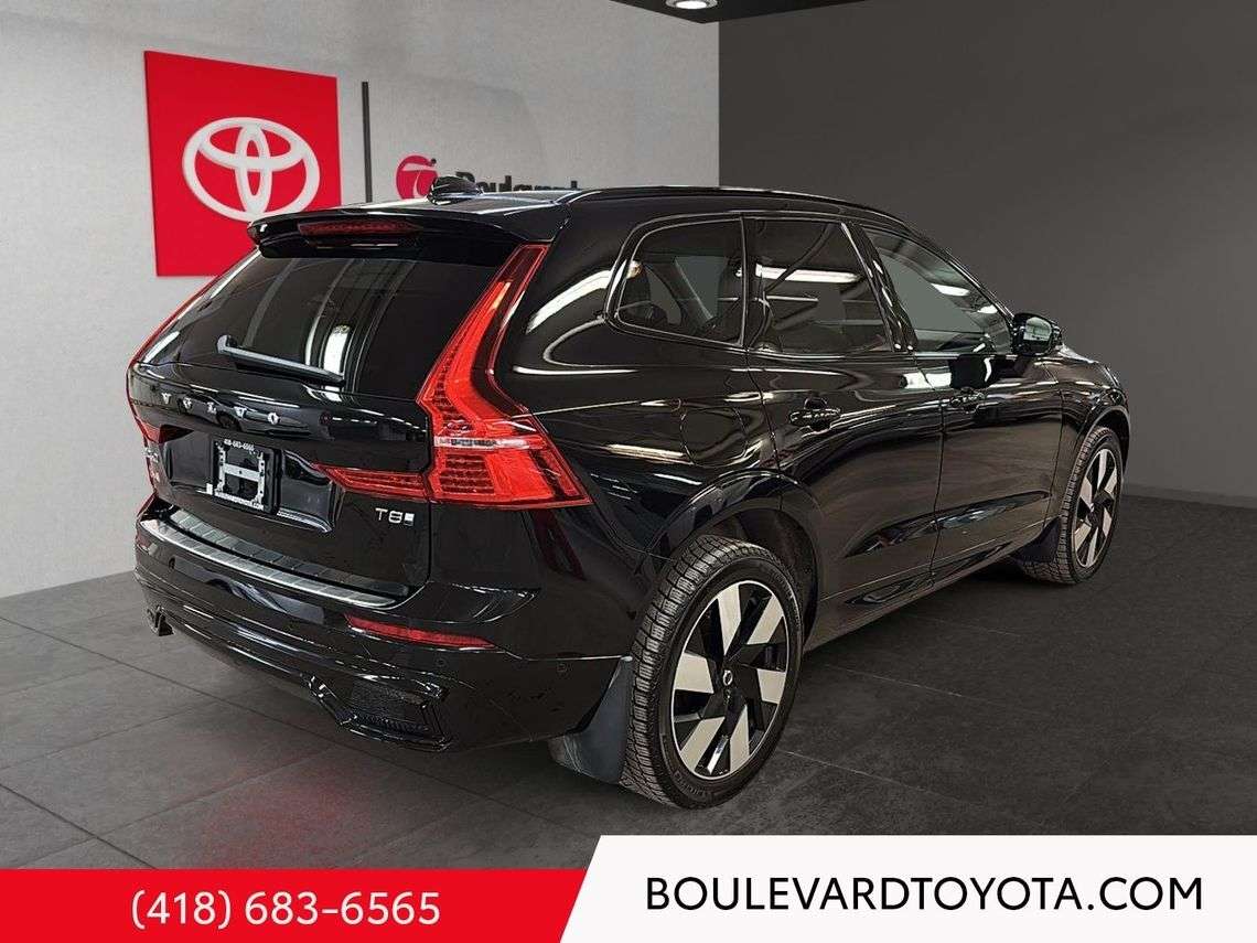 2025 Volvo XC60 T8 Plus CUIR, SIÈGES & VOLANT CHAUFFANTS, JANTES alt 5