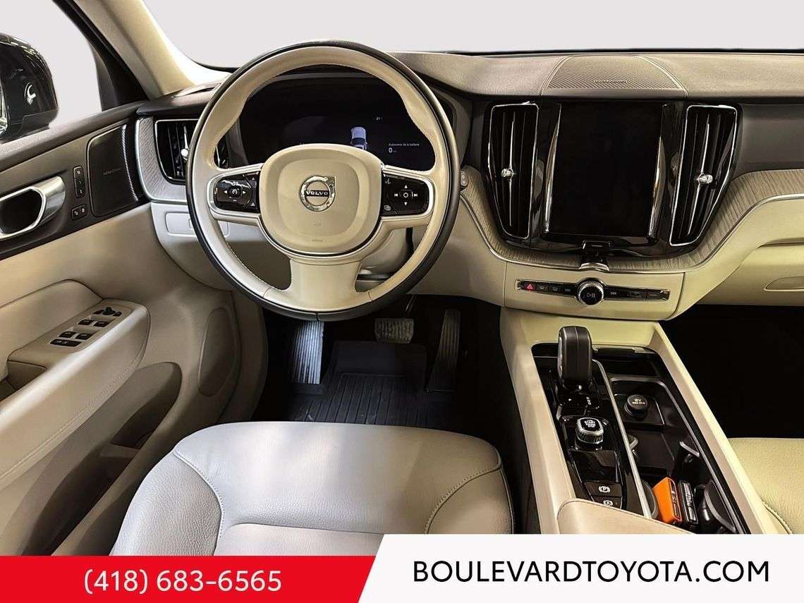 2025 Volvo XC60 T8 Plus CUIR, SIÈGES & VOLANT CHAUFFANTS, JANTES thumb 23