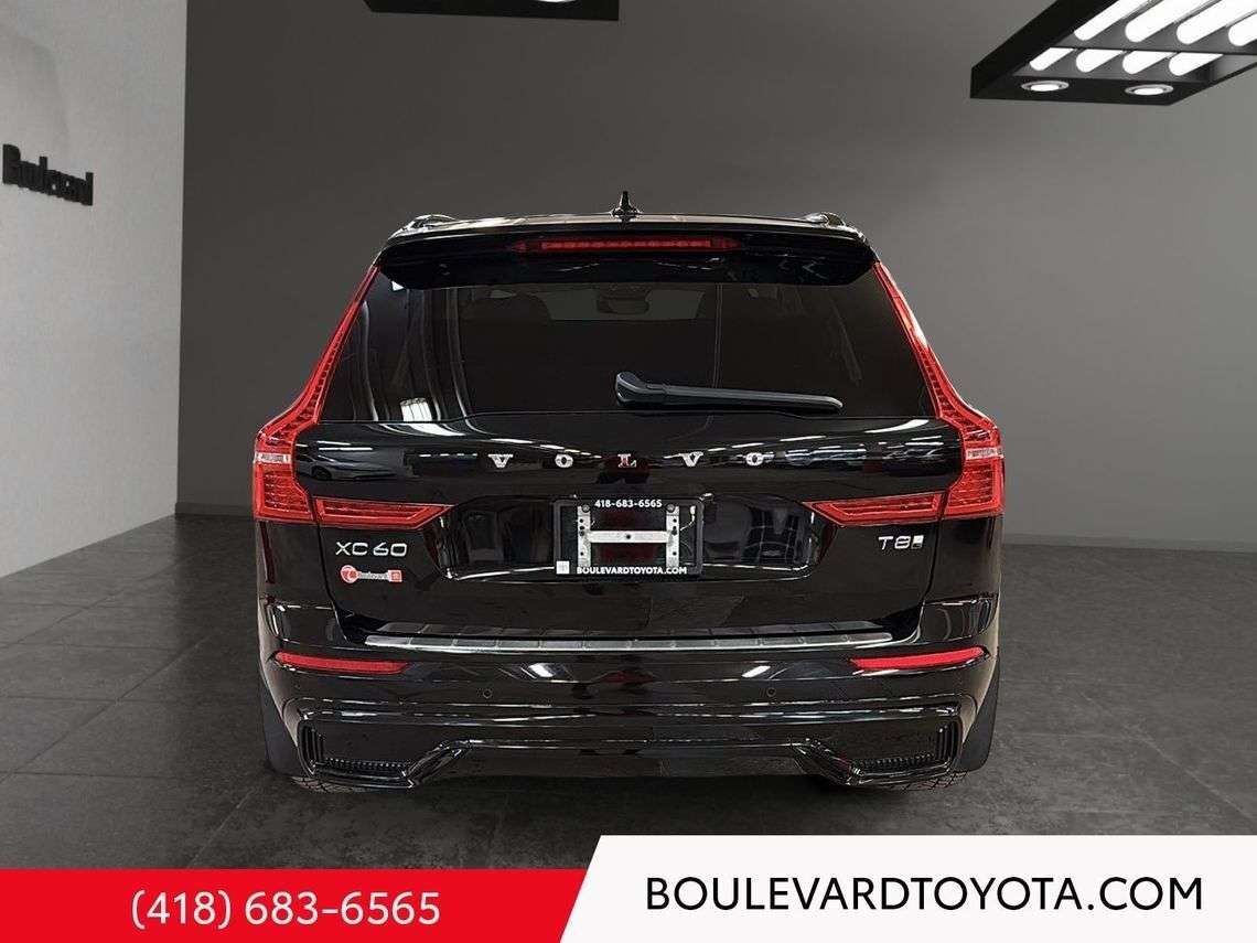 2025 Volvo XC60 T8 Plus CUIR, SIÈGES & VOLANT CHAUFFANTS, JANTES thumb 7