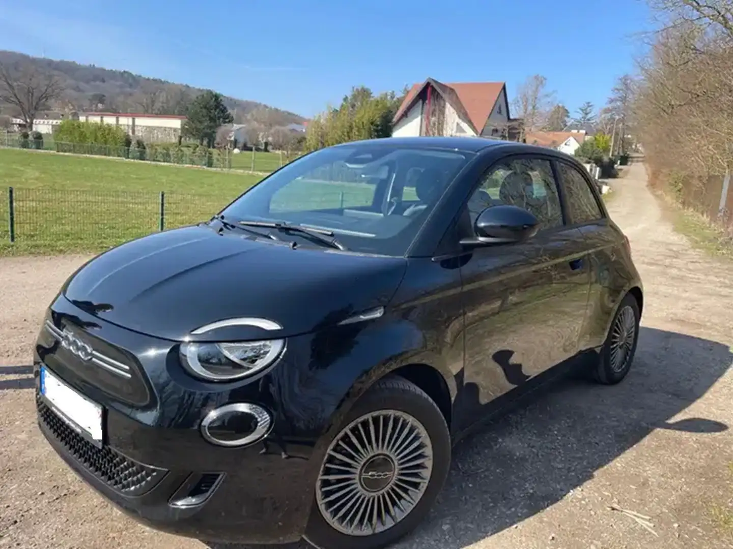 Fiat 500e Icon 87 kwh 118 ch Noir - 1