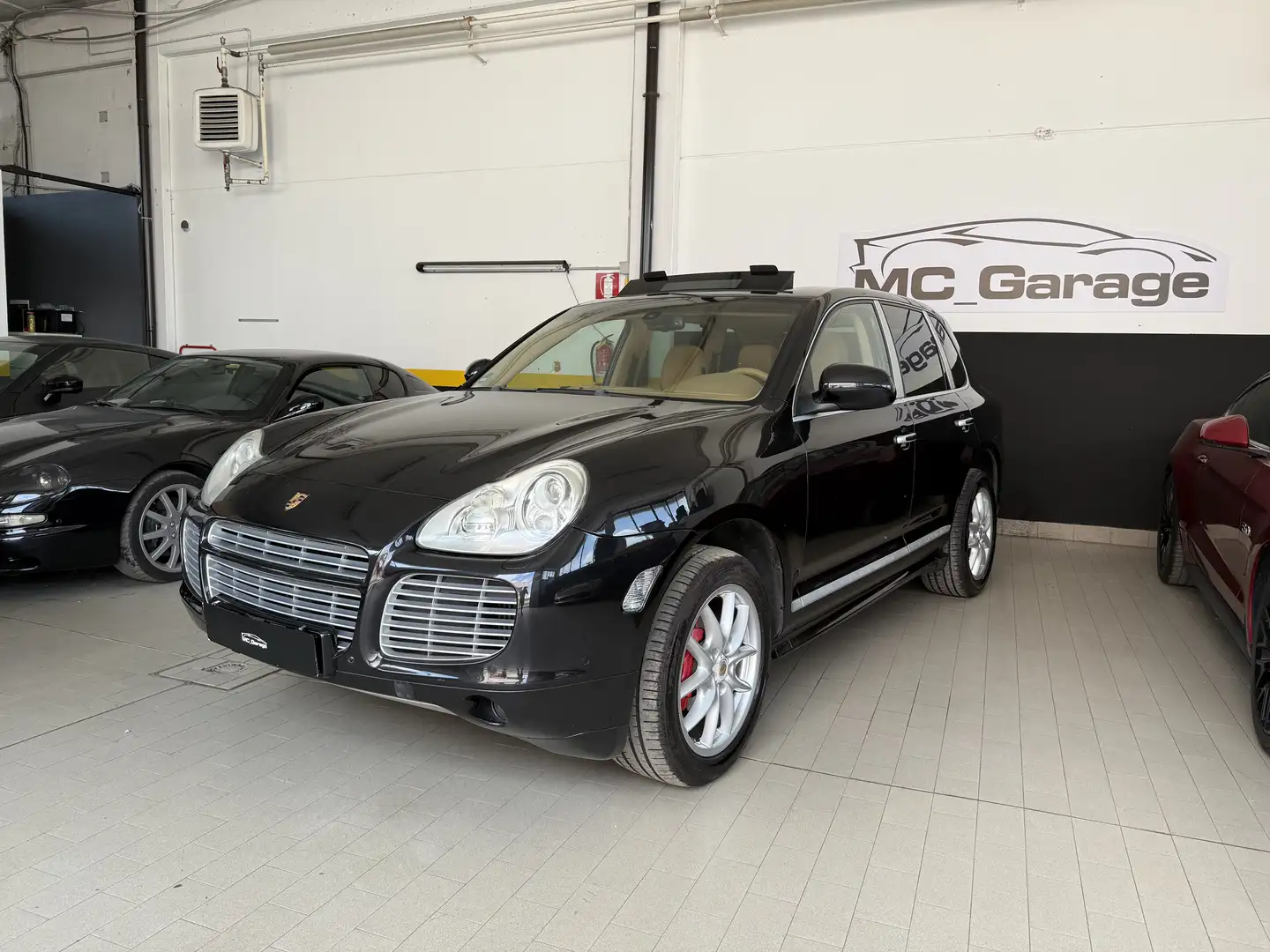 Porsche Cayenne 4.5 Turbo tiptronic kit turbo Nero - 1