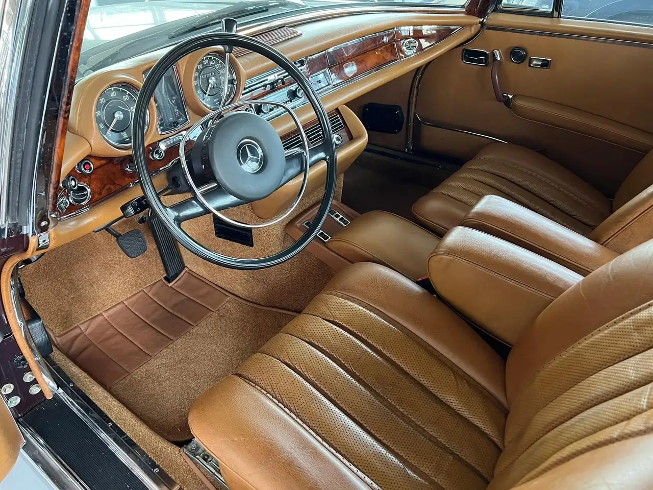 Mercedes-Benz 280 SE 3.5 *Klima*Vollleder*2 Hand*, foto 10