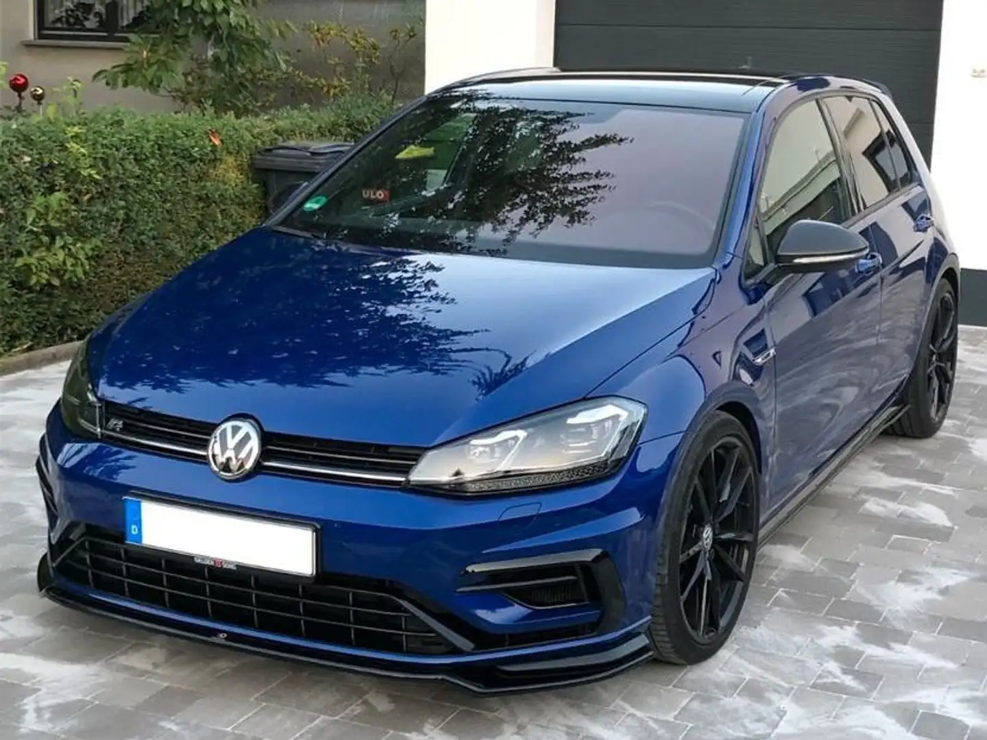 Volkswagen Golf R 4 Motion 2,0 l TSI 228 kw (310 PS) Синій - 2