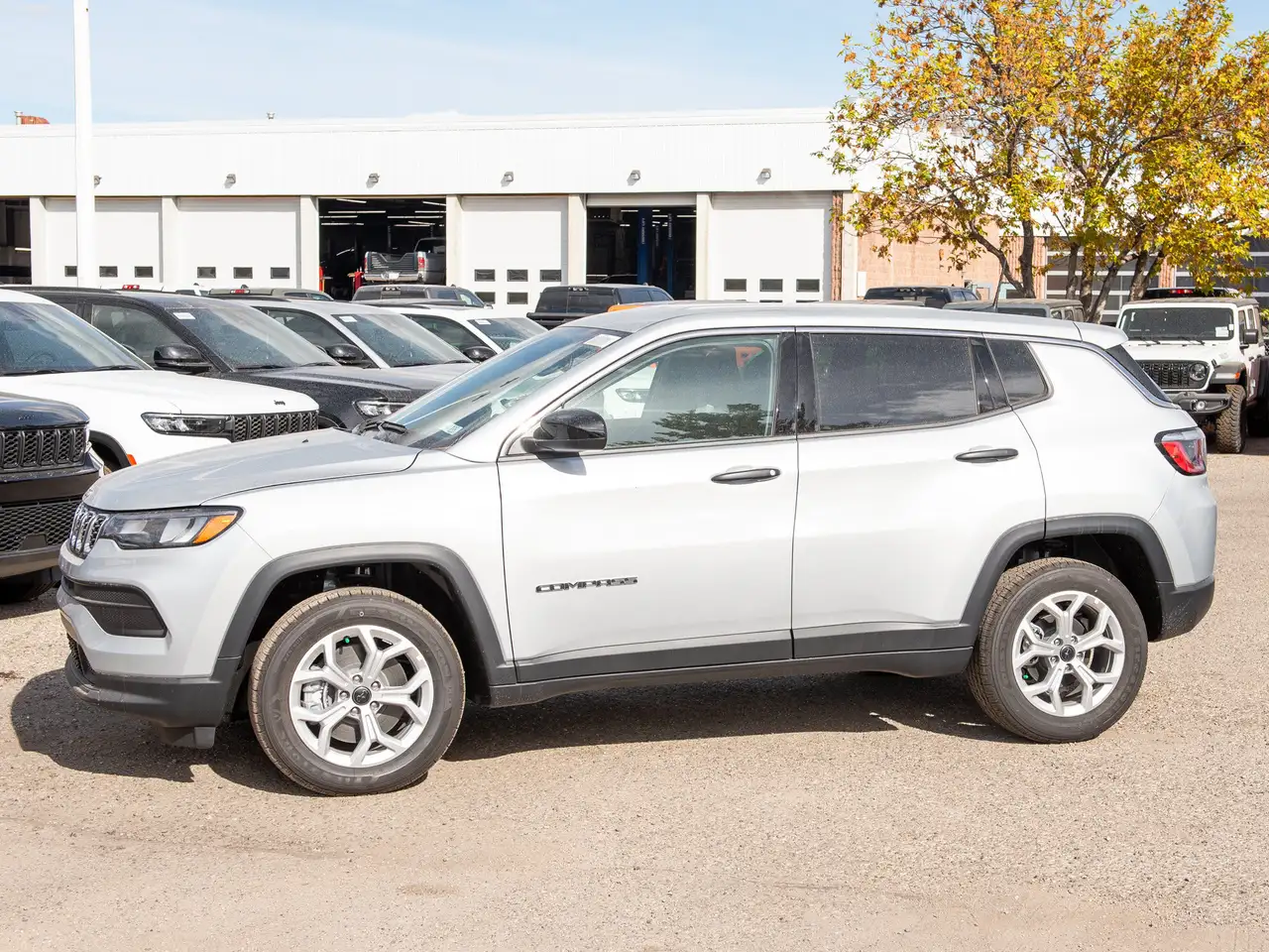 Jeep Compass photo Jeep Compass