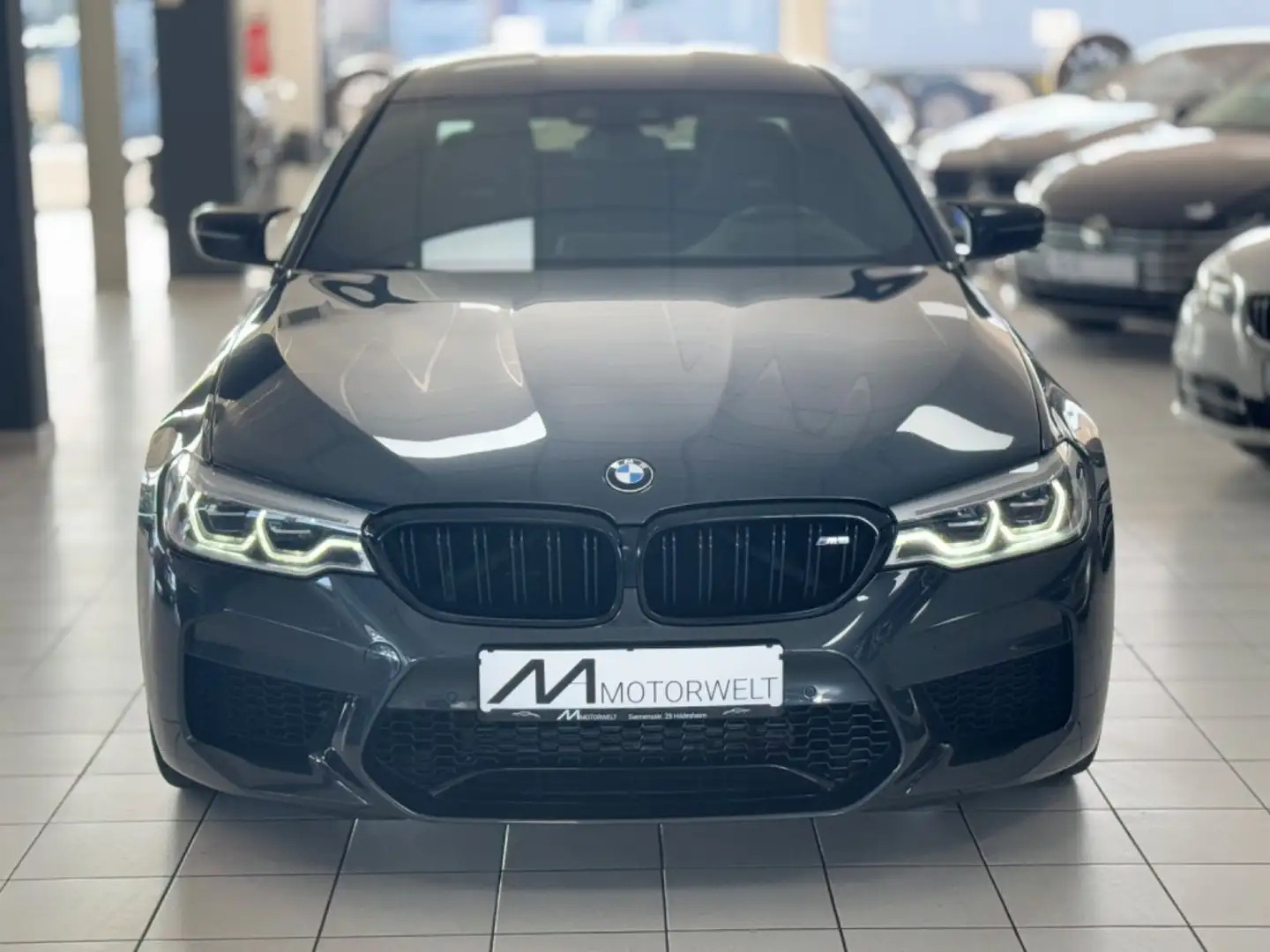 BMW M5 Lim. Competition *HUD*Memory*Bowers & Wilkins Grau - 2